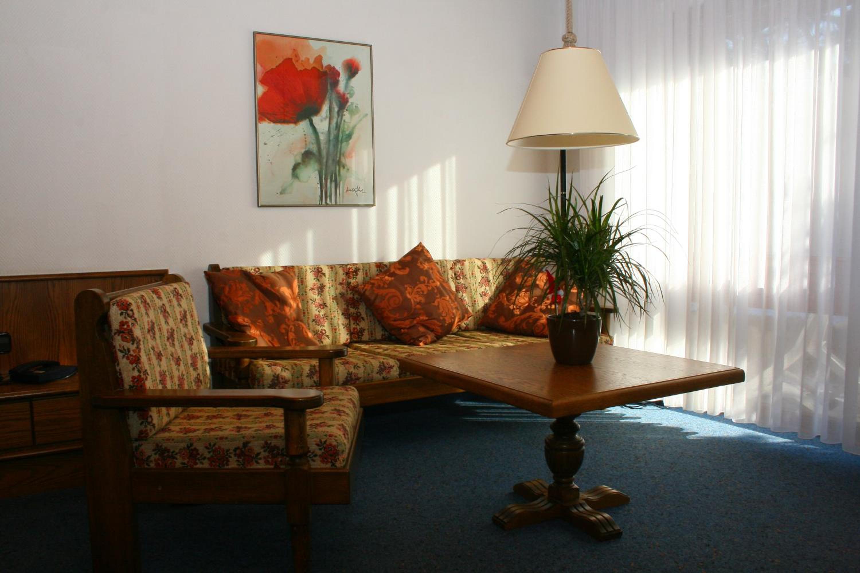 Apartment - Photo 2