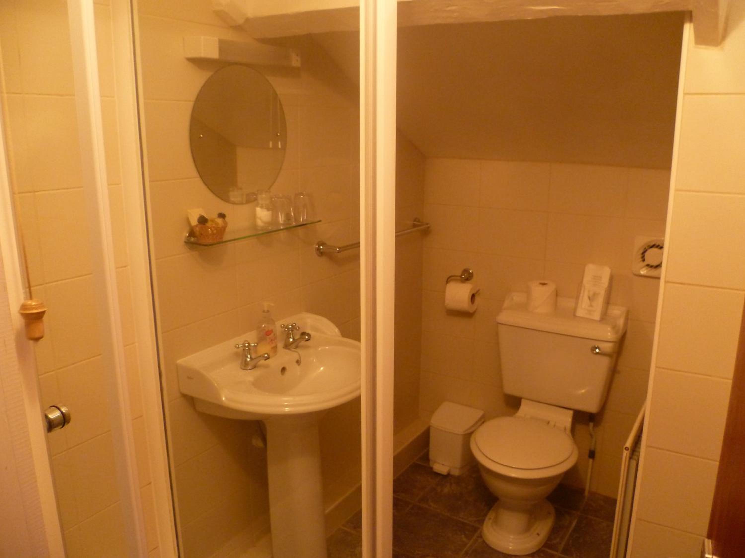 Standard Double Room photo 2