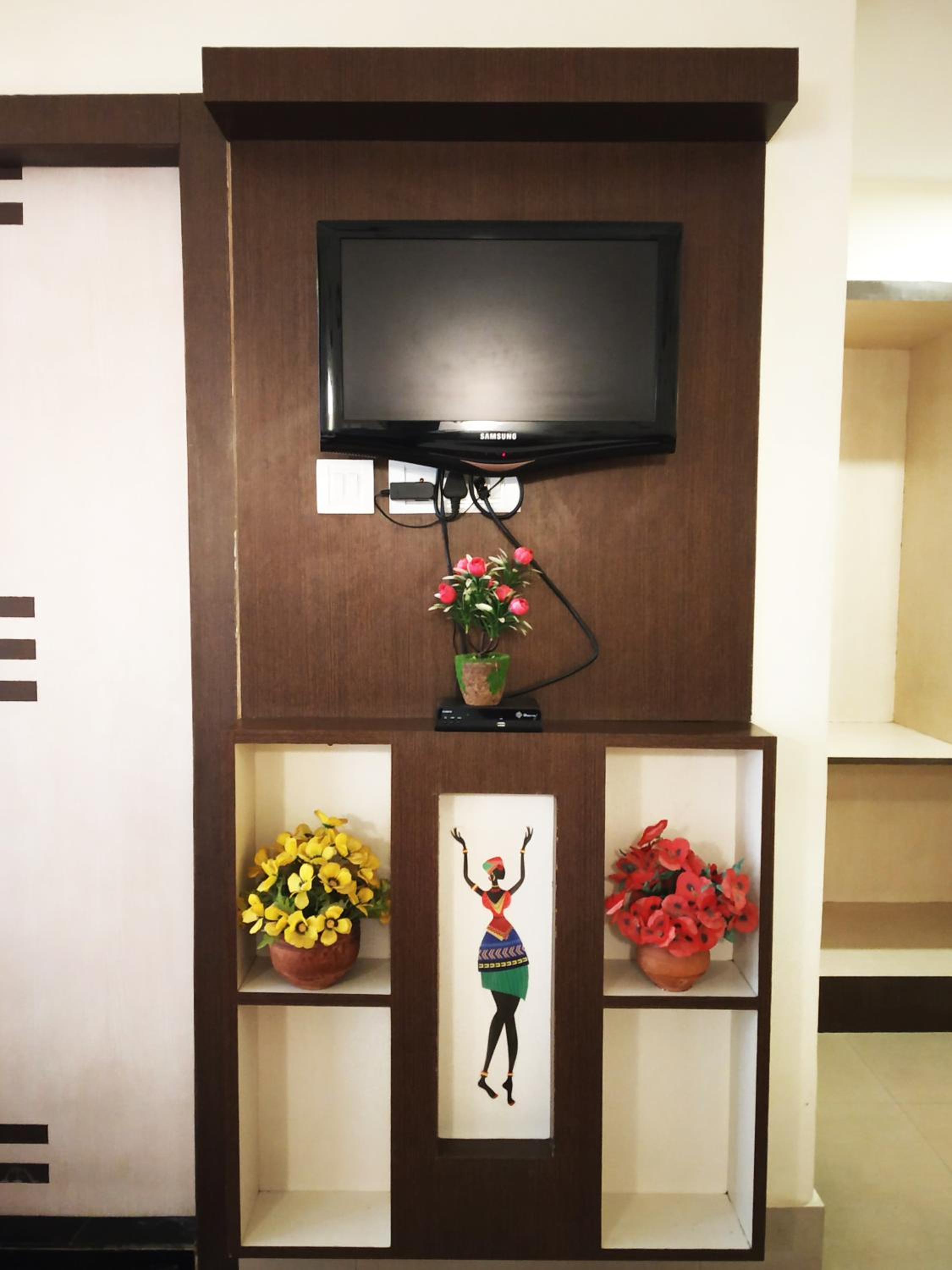 Deluxe Double or Twin Room - Photo 6