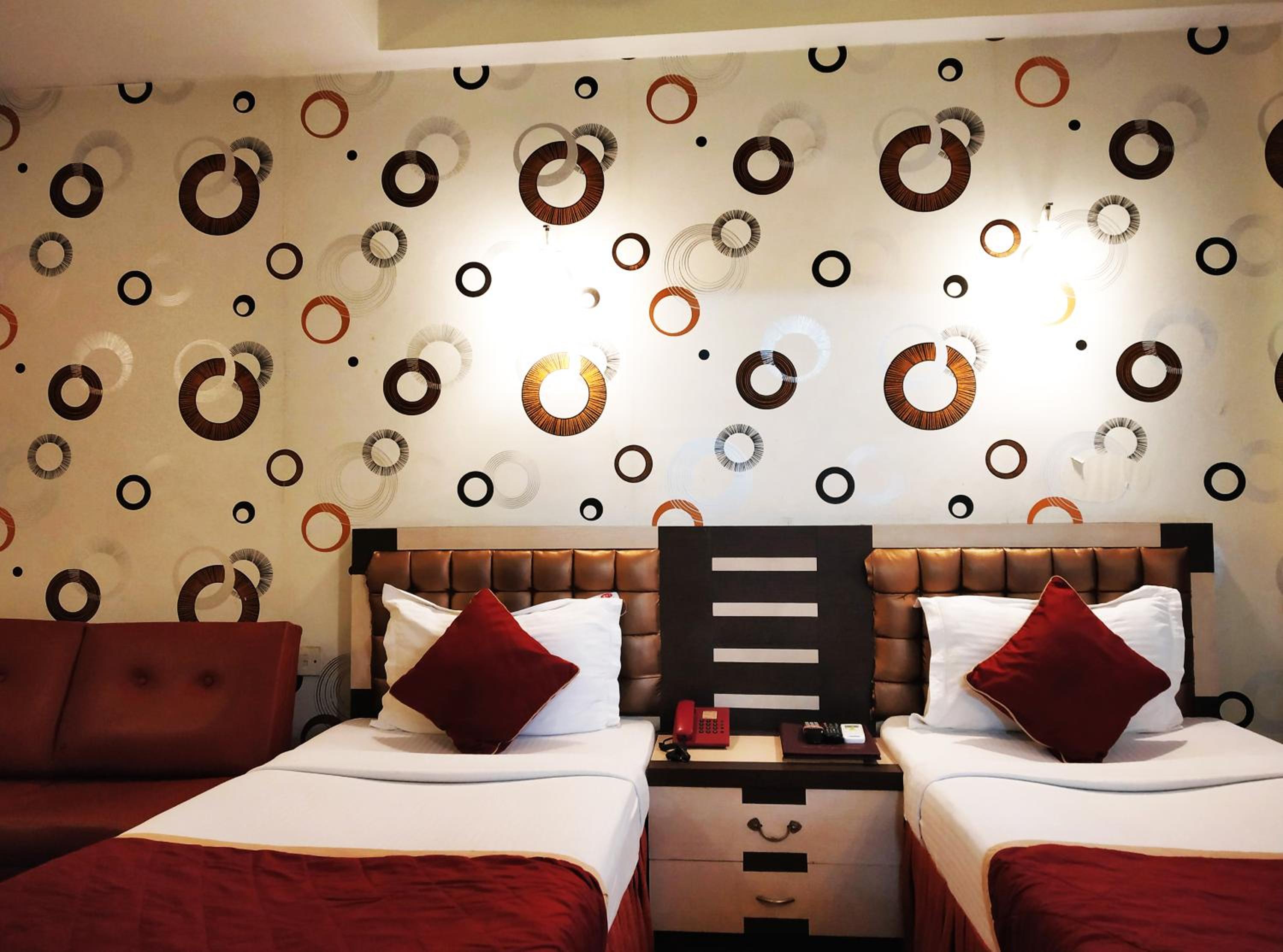 Deluxe Double or Twin Room - Photo 14