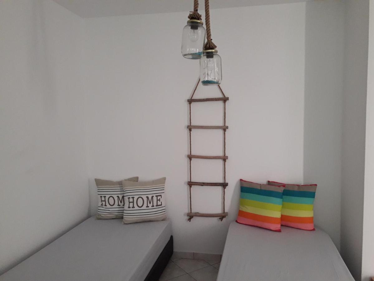 Two-Bedroom Apartment - Photo 6