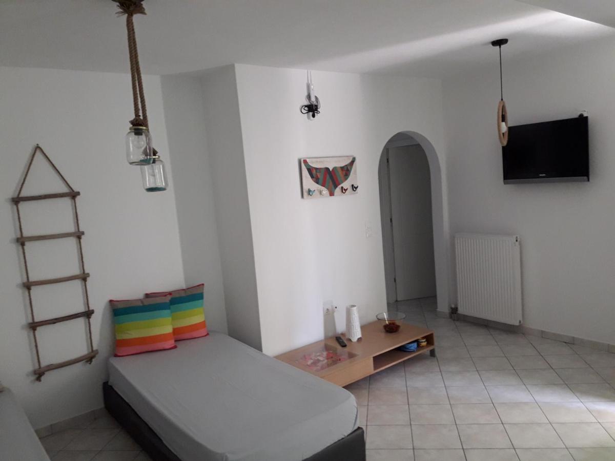 Two-Bedroom Apartment - Photo 5