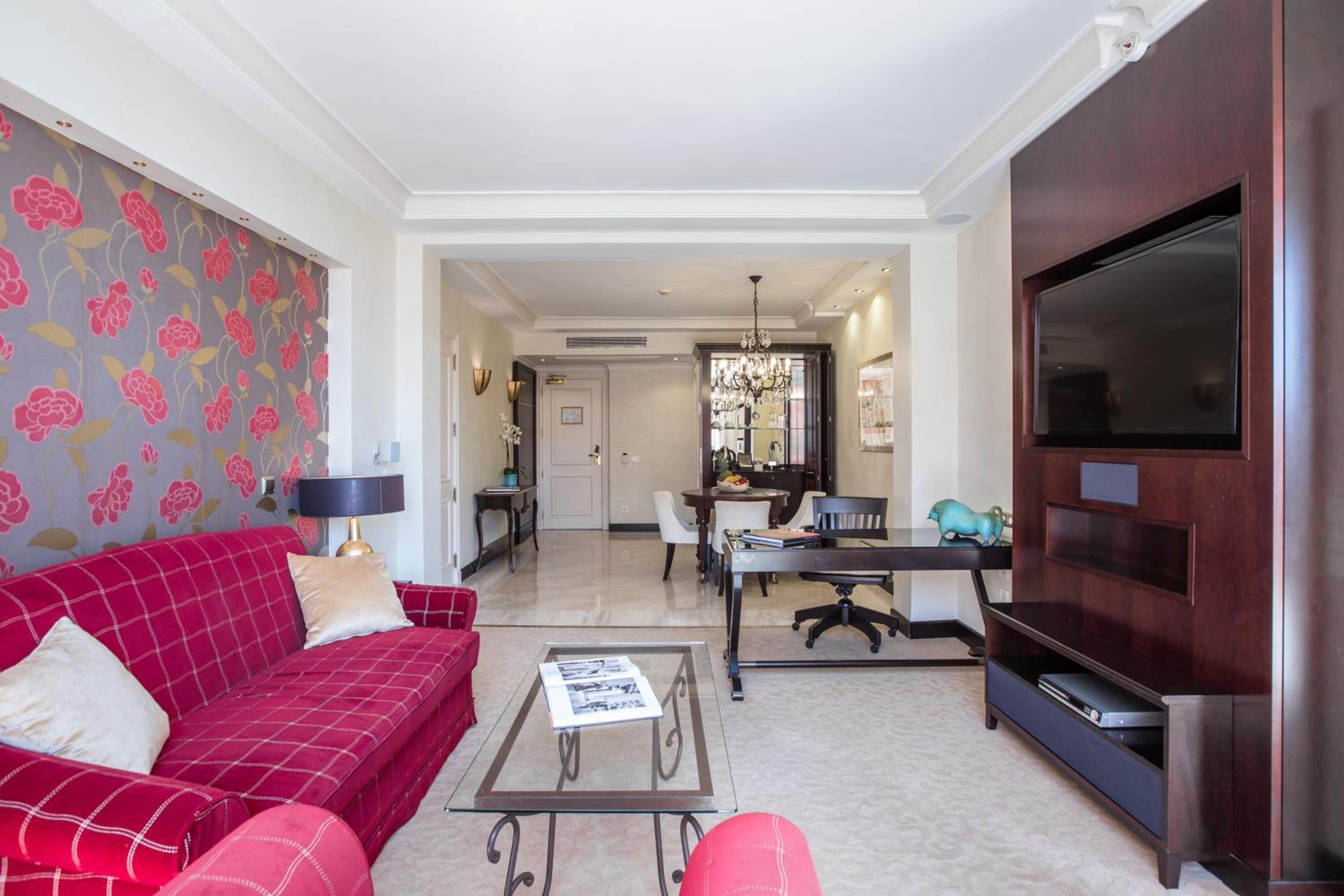 Grand Suite - Photo 3