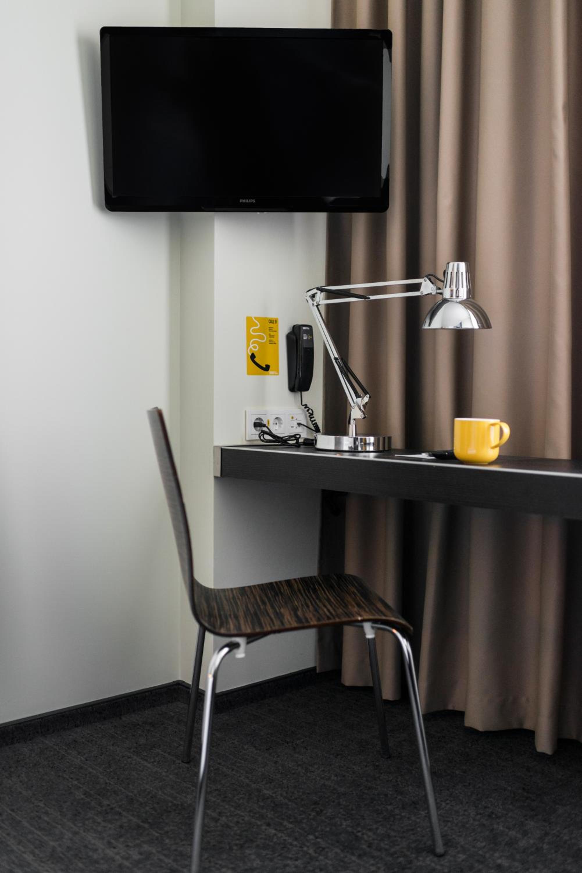 Standard Double Room - Photo 19