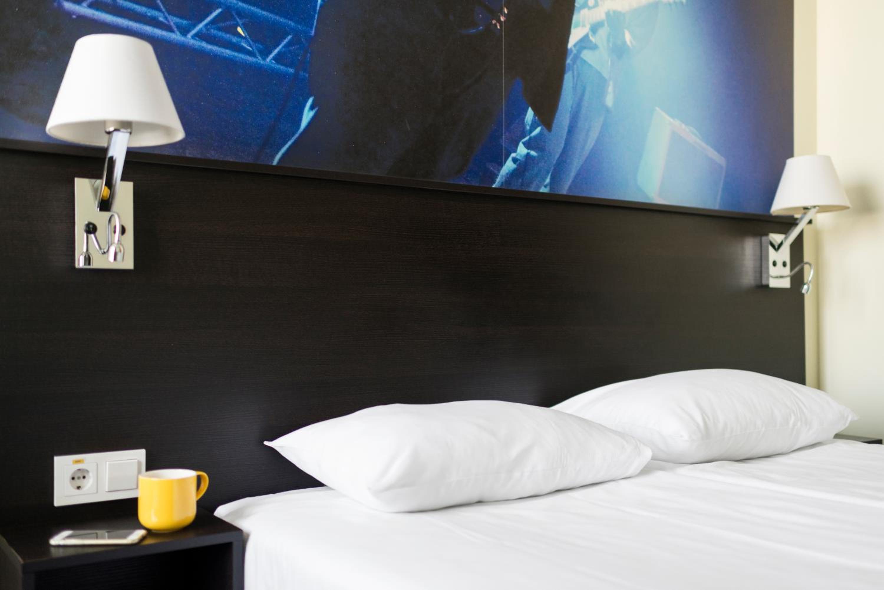 Standard Double Room - Photo 21
