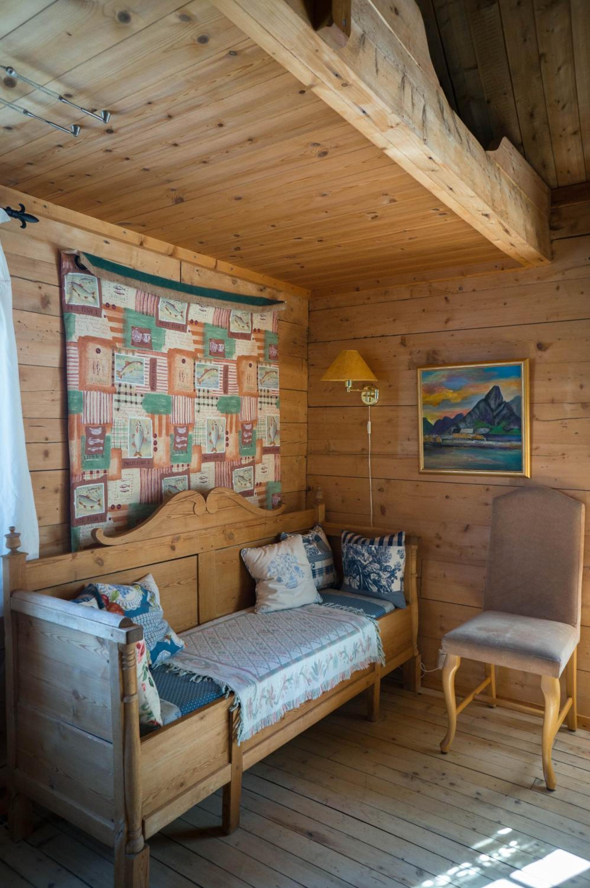 Three-Bedroom House - Valbua