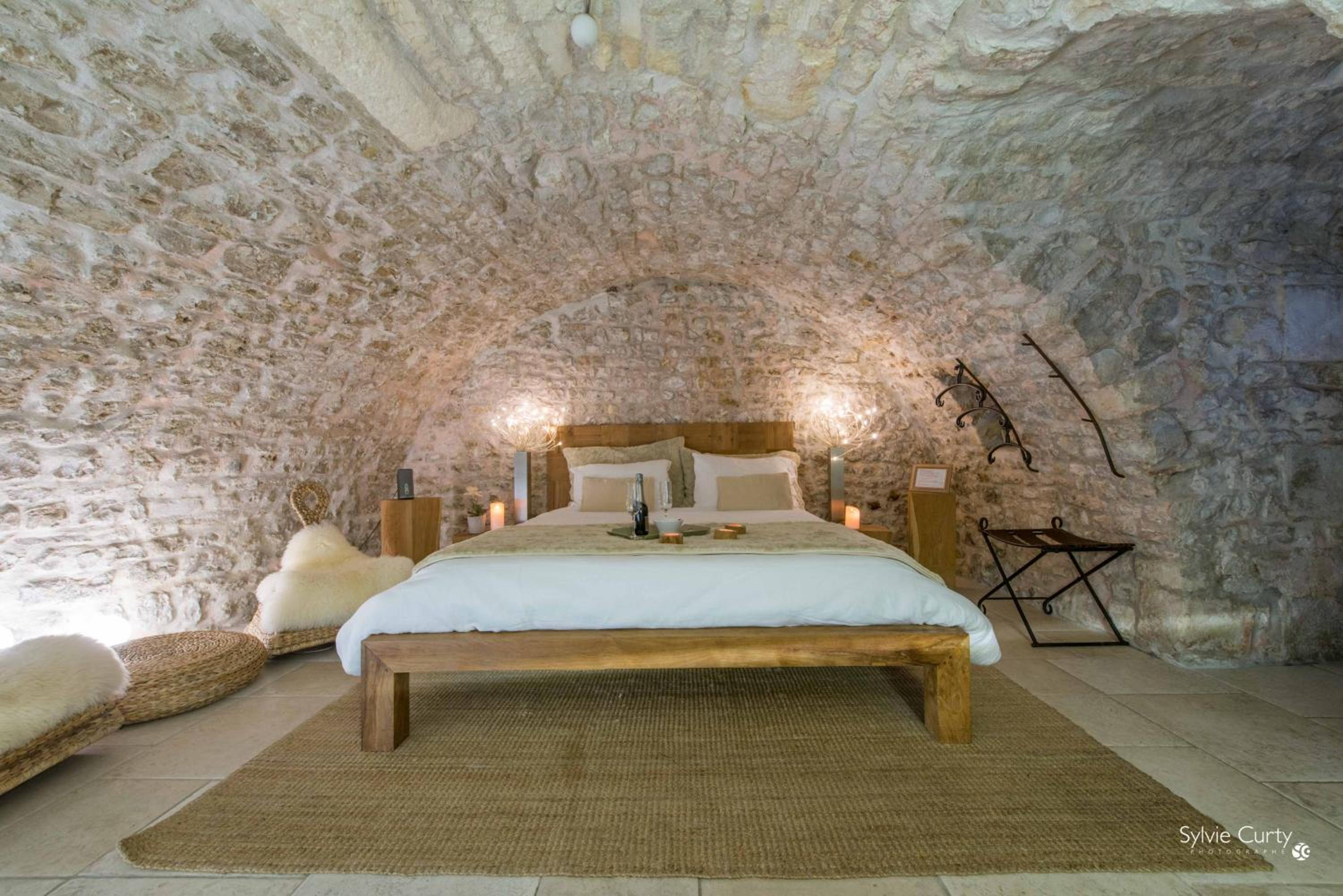 Deluxe Double Room with Bath photo 3