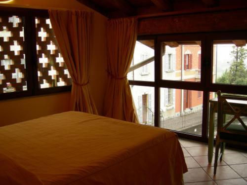 Double Room - Photo 5