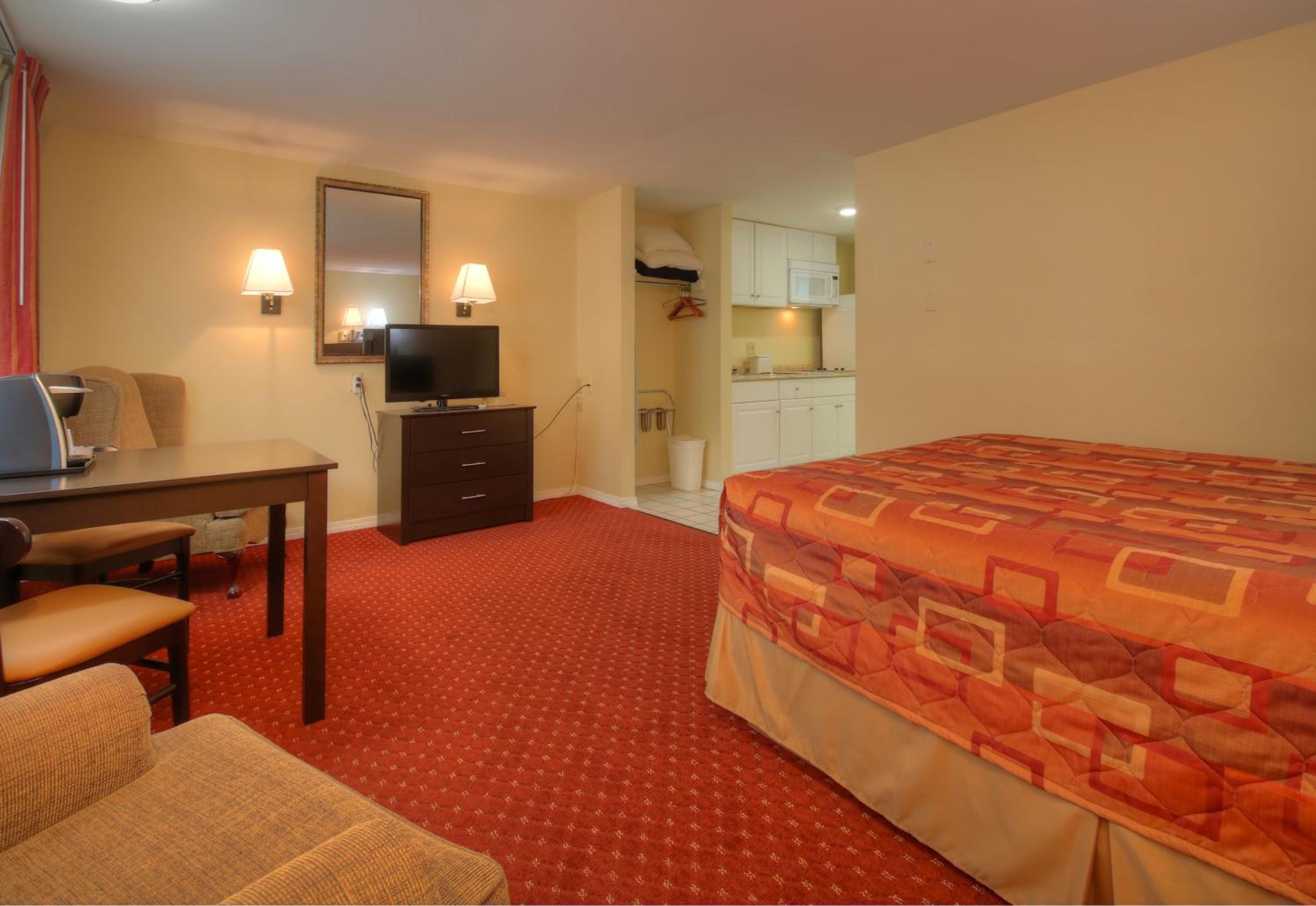 Queen Room Efficiency