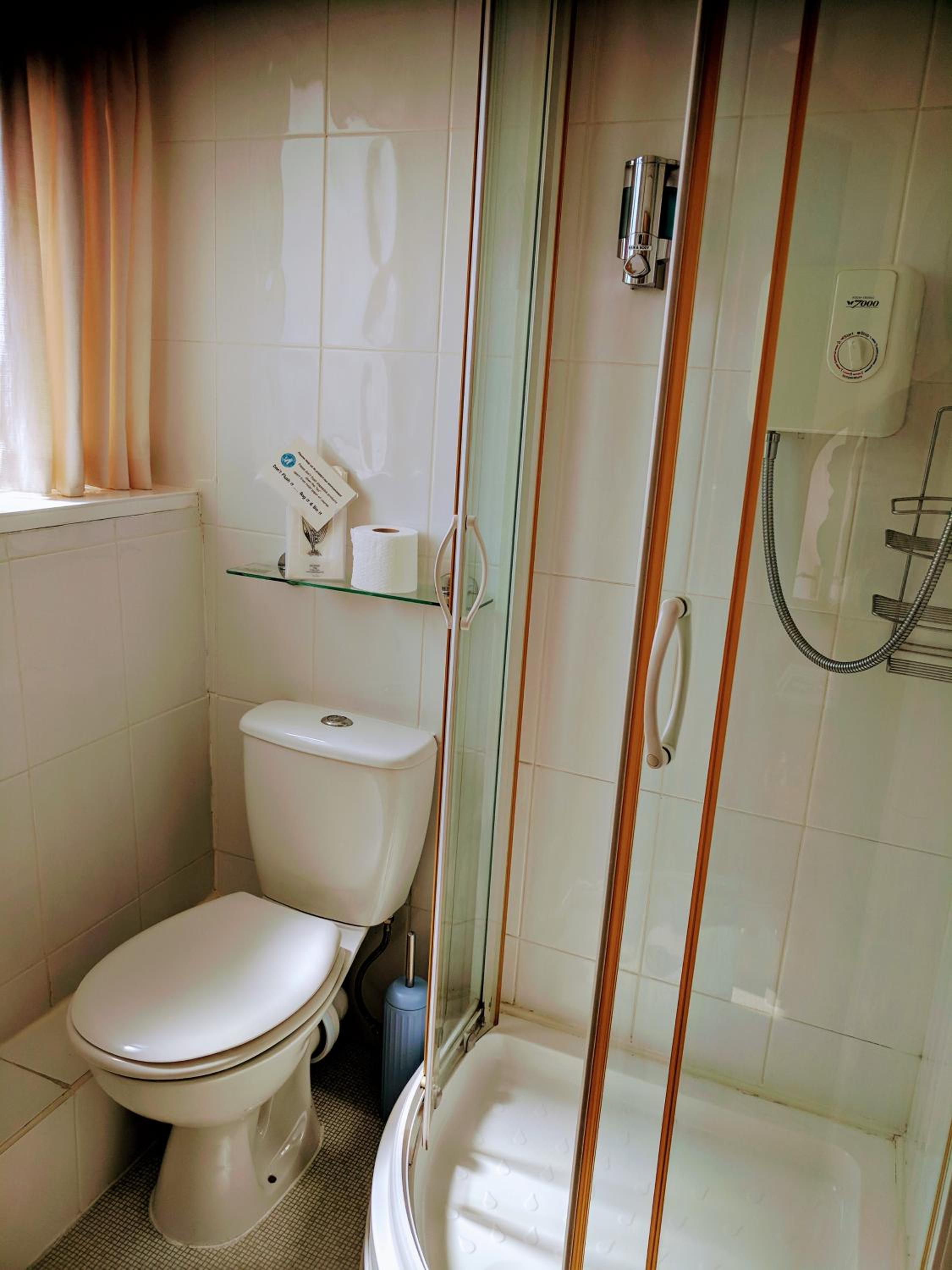 Premium Single Room - Third Floor photo 3