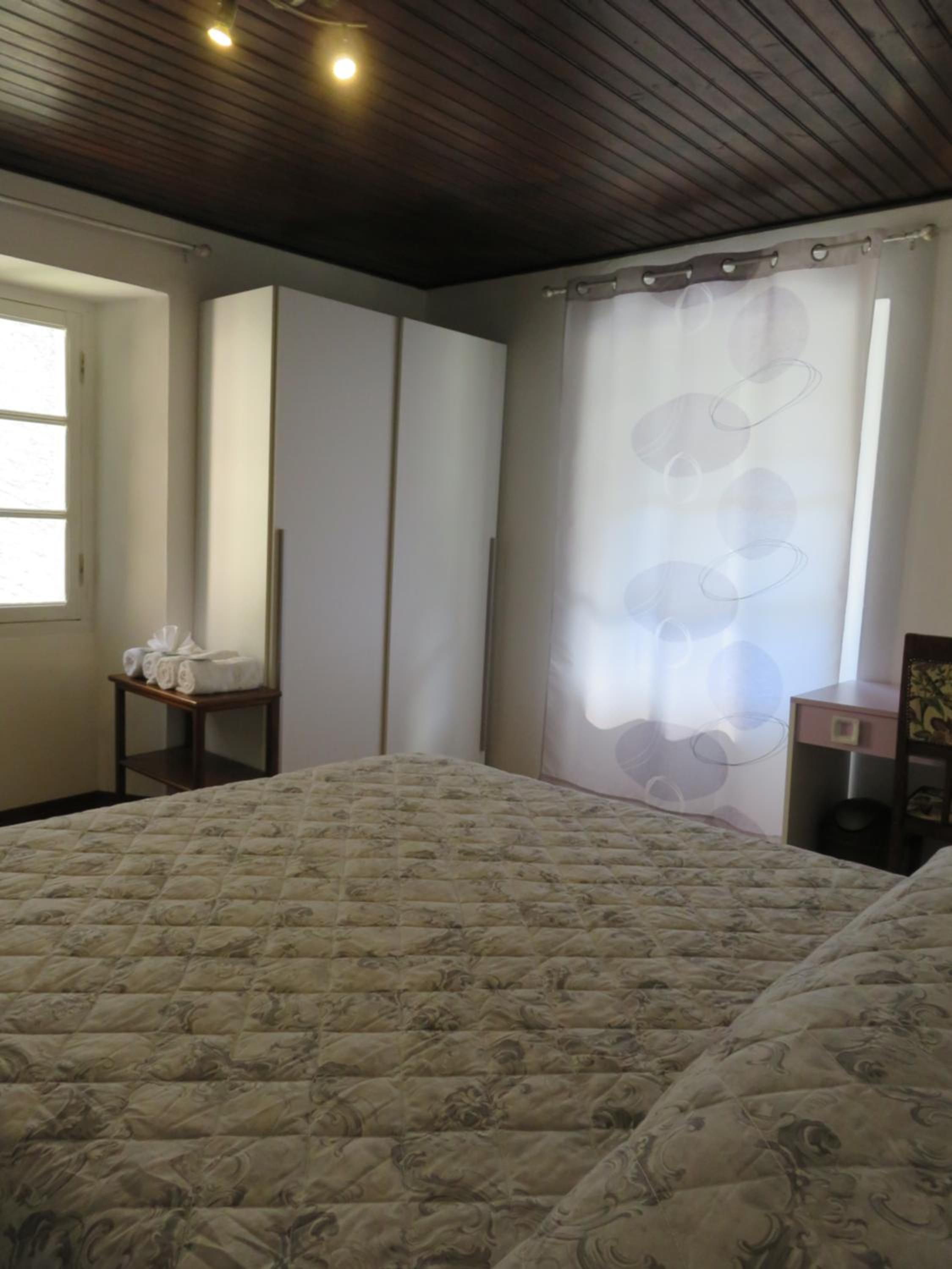 Double Room - Photo 2