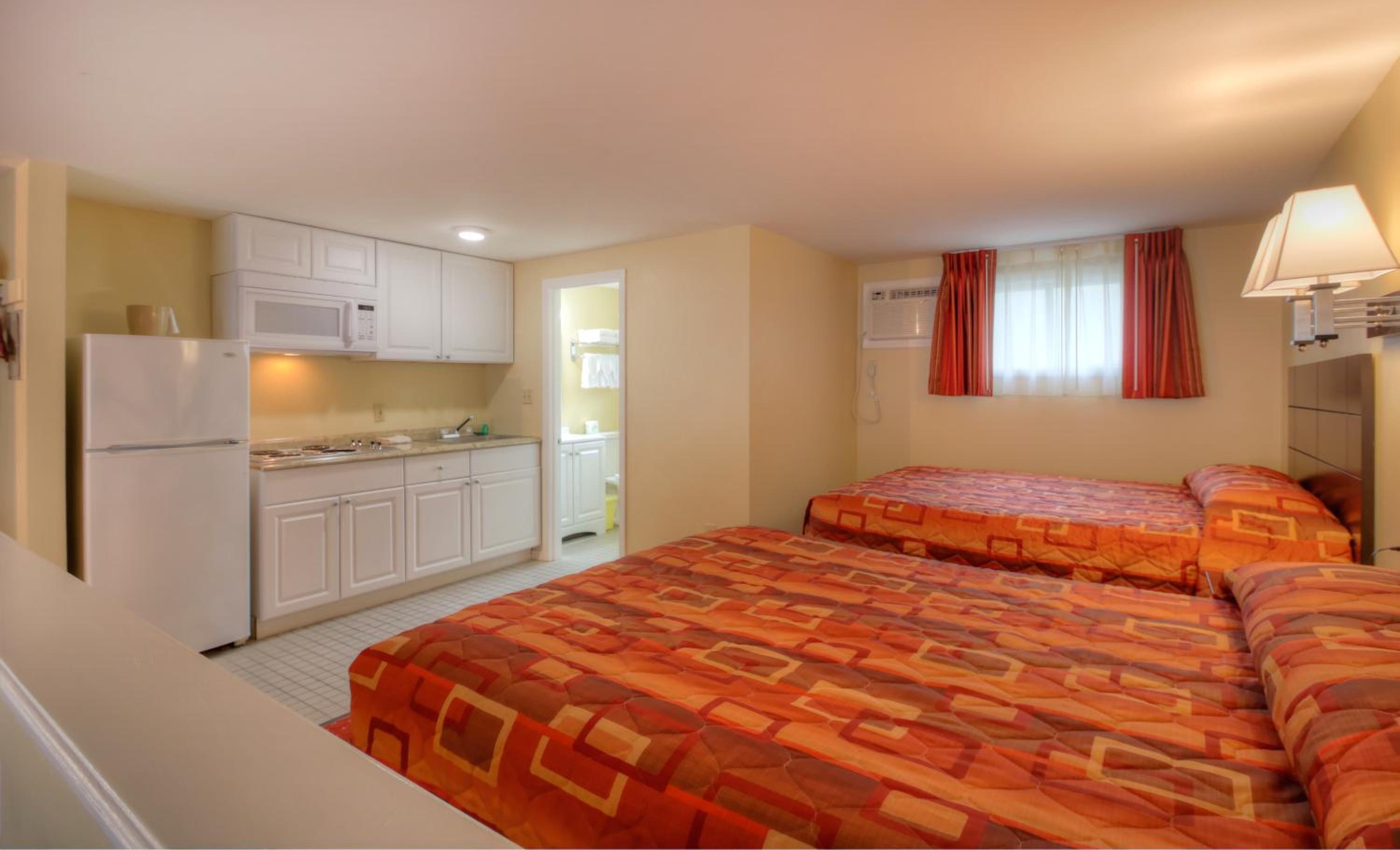 Two Queen Beds Efficiency