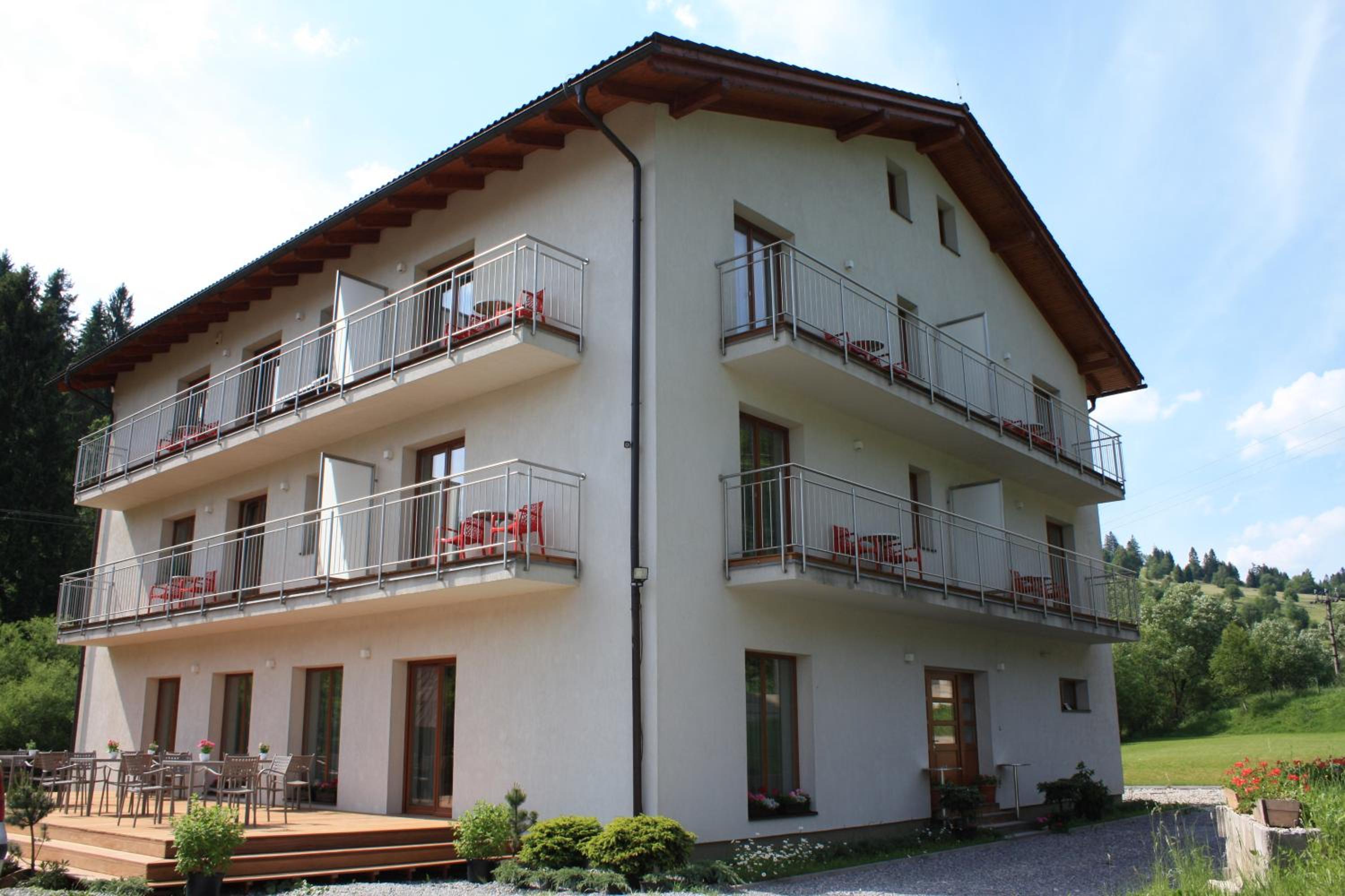 Junior Suite with Balcony - Photo 4