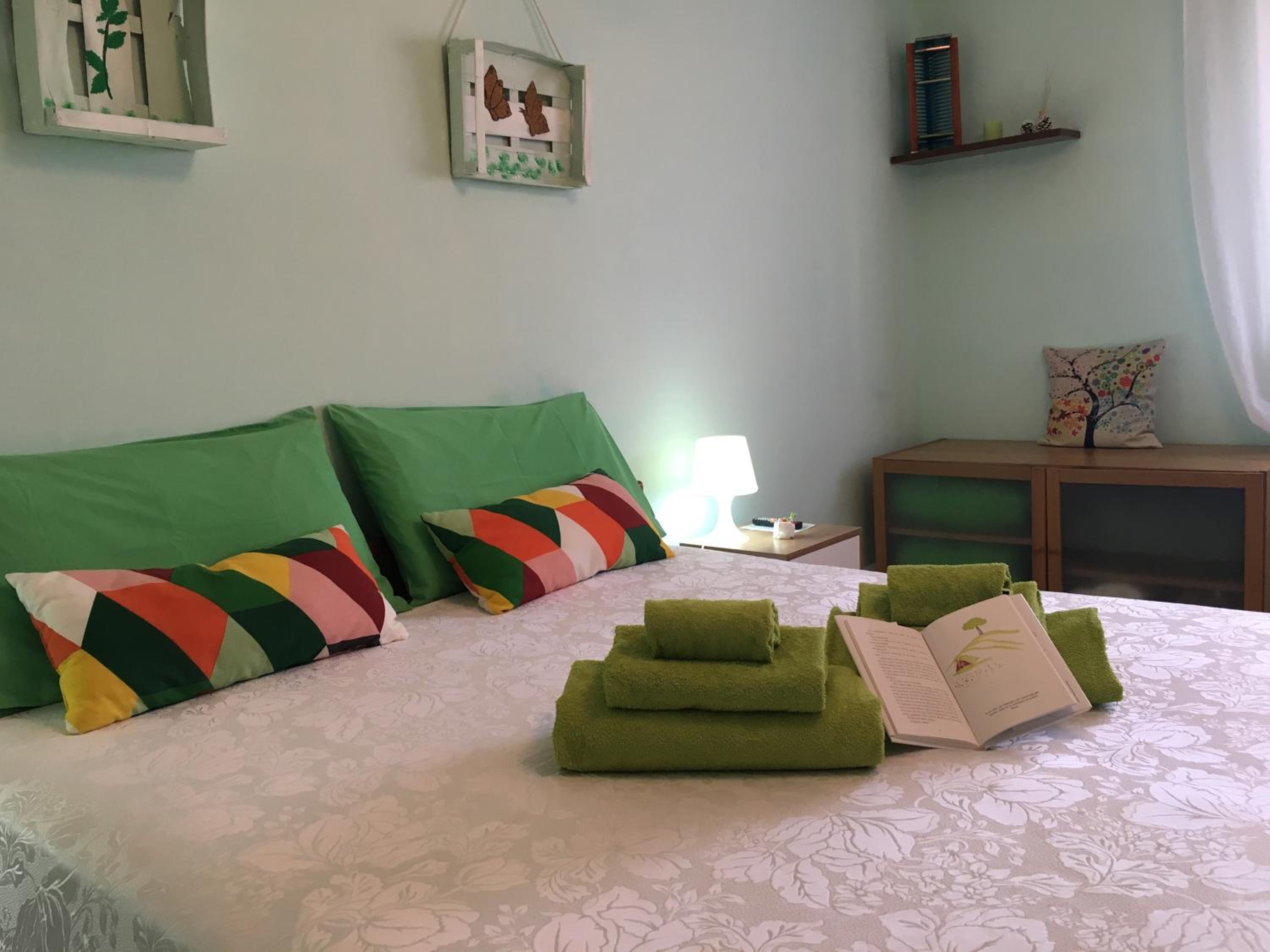 Double or Twin Room with Private Bathroom - Photo 1