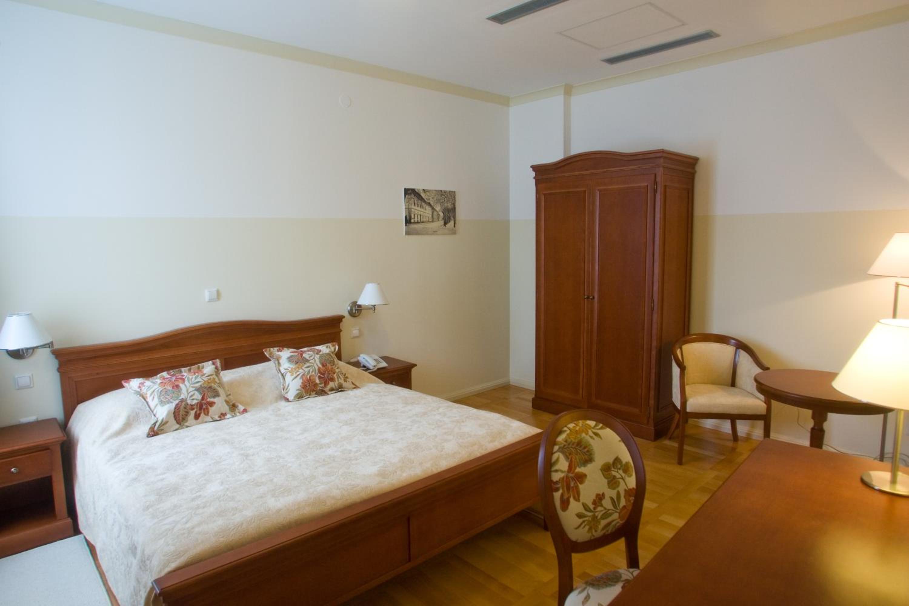 Junior Suite - Photo 5