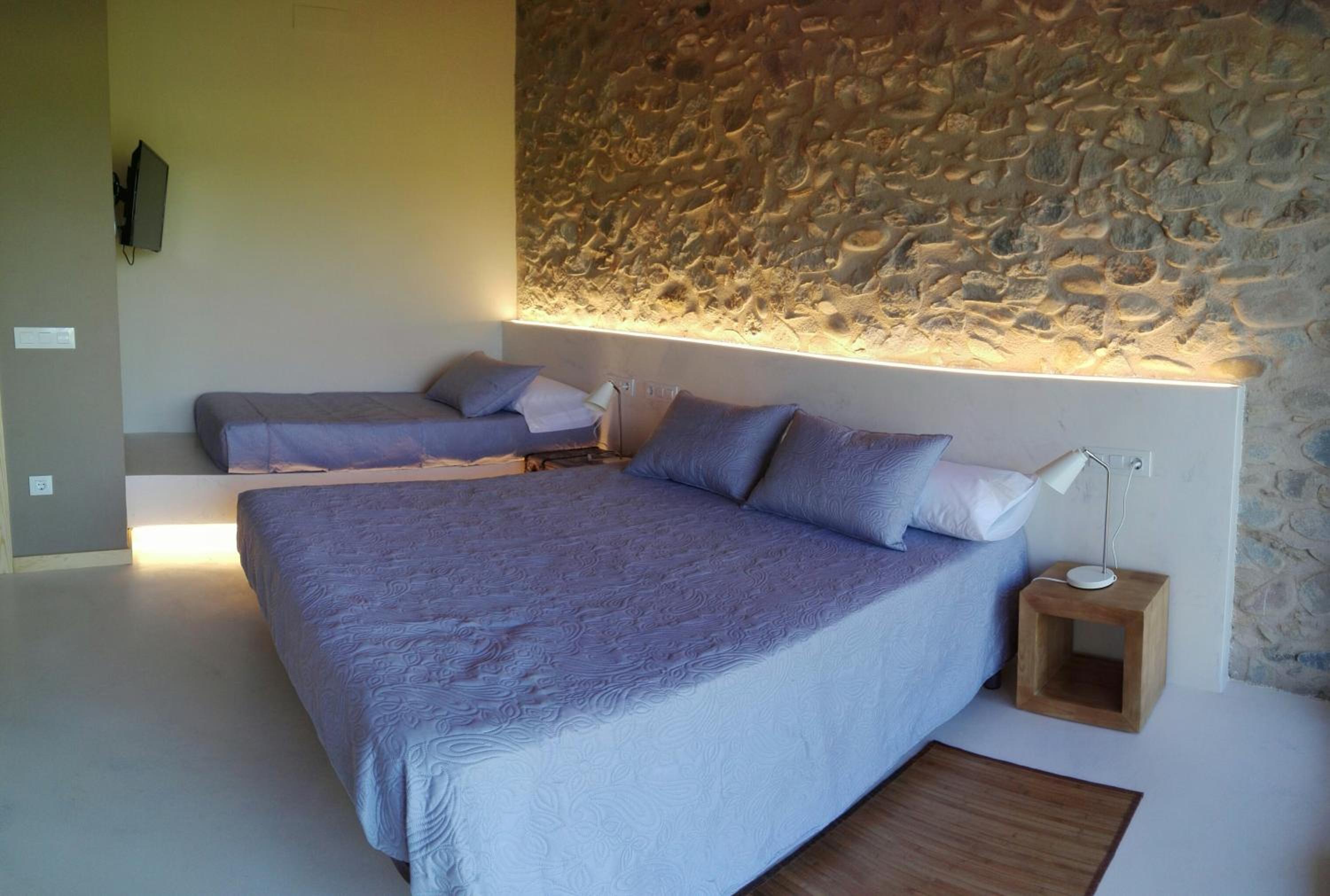 Habitación Triple con Baño Privado