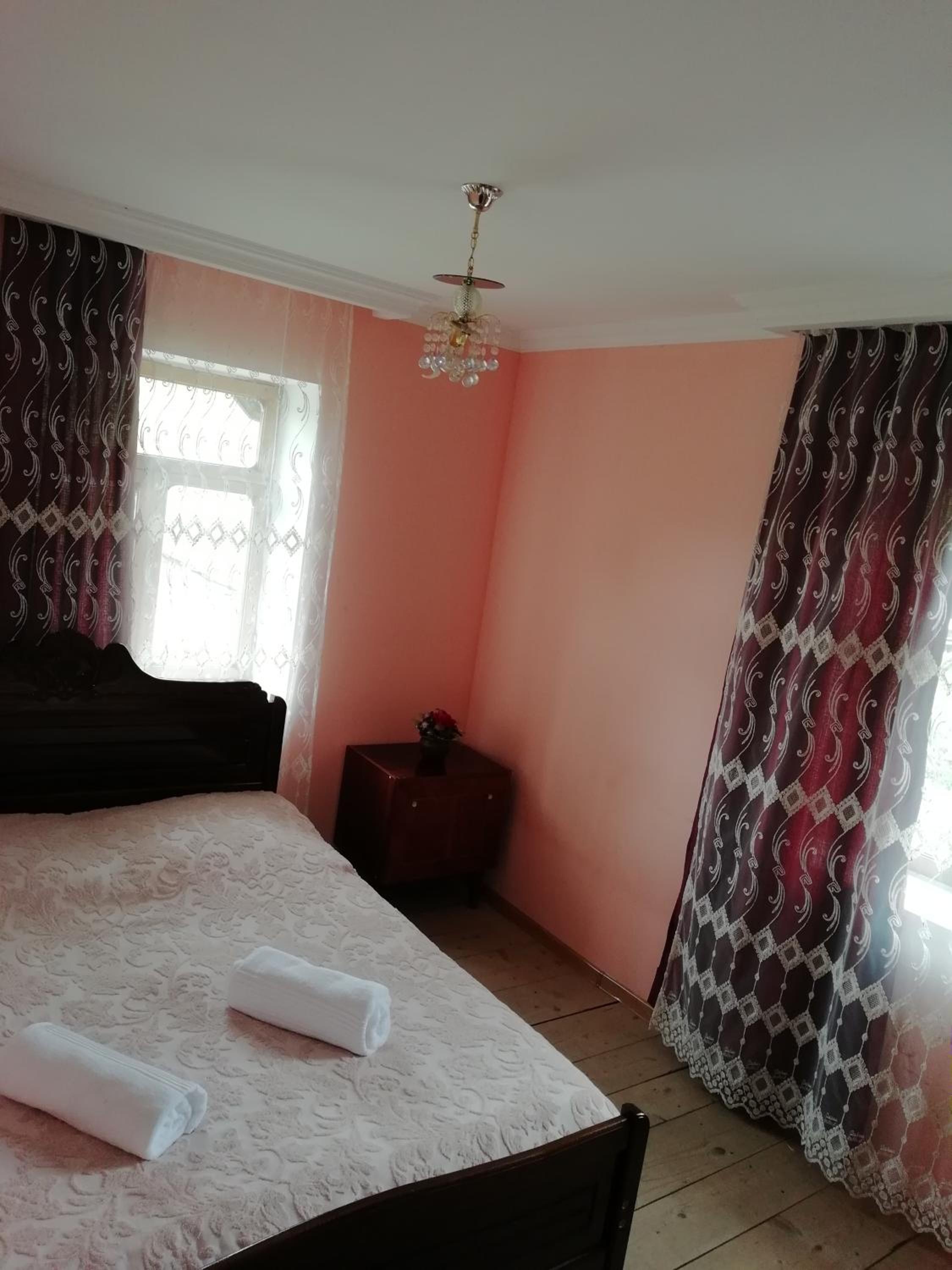 Double Room with Shared Bathroom photo 2