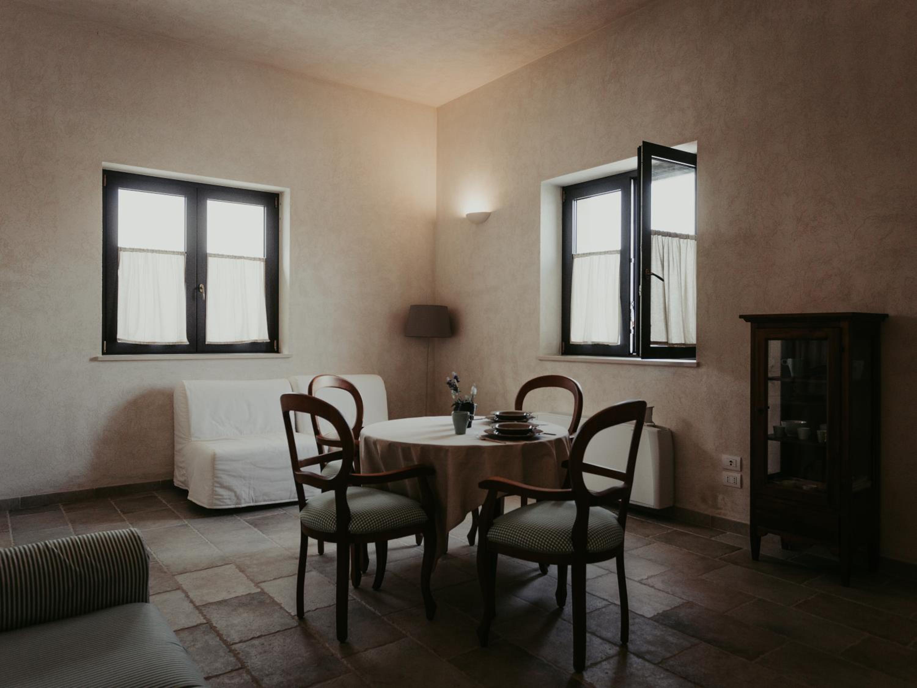 One-Bedroom Apartment with Disability Access  - Photo 1