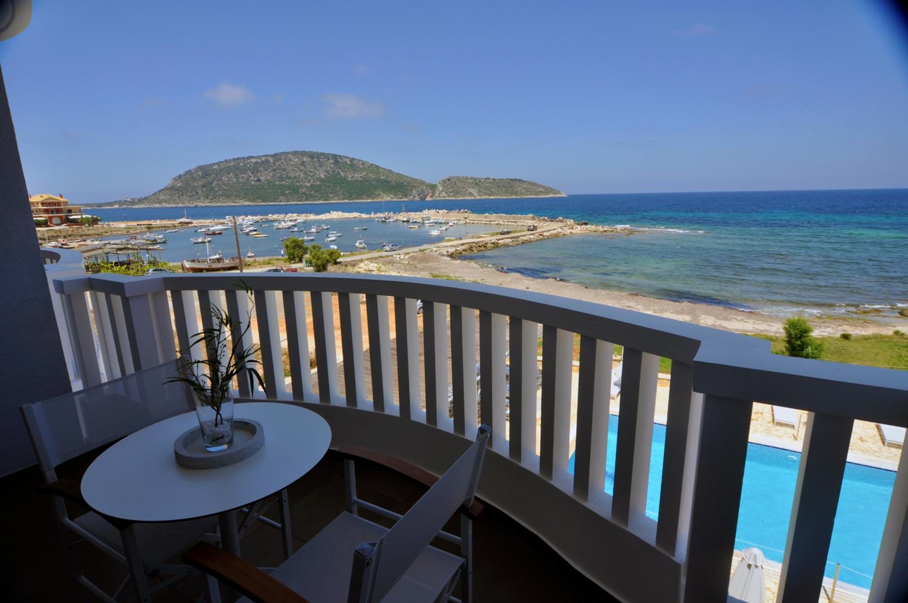 Studio with Sea View - Photo 3