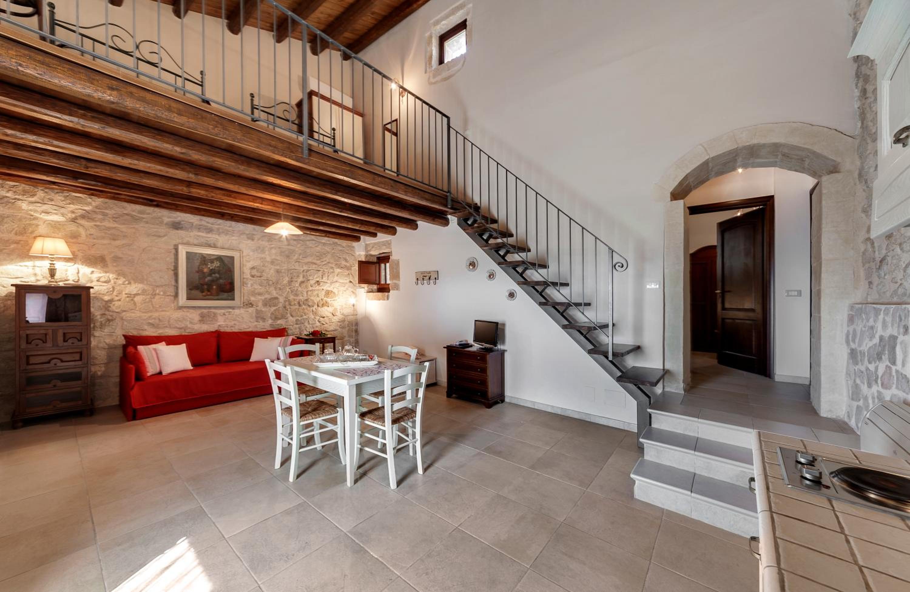 Duplex Apartment photo 3