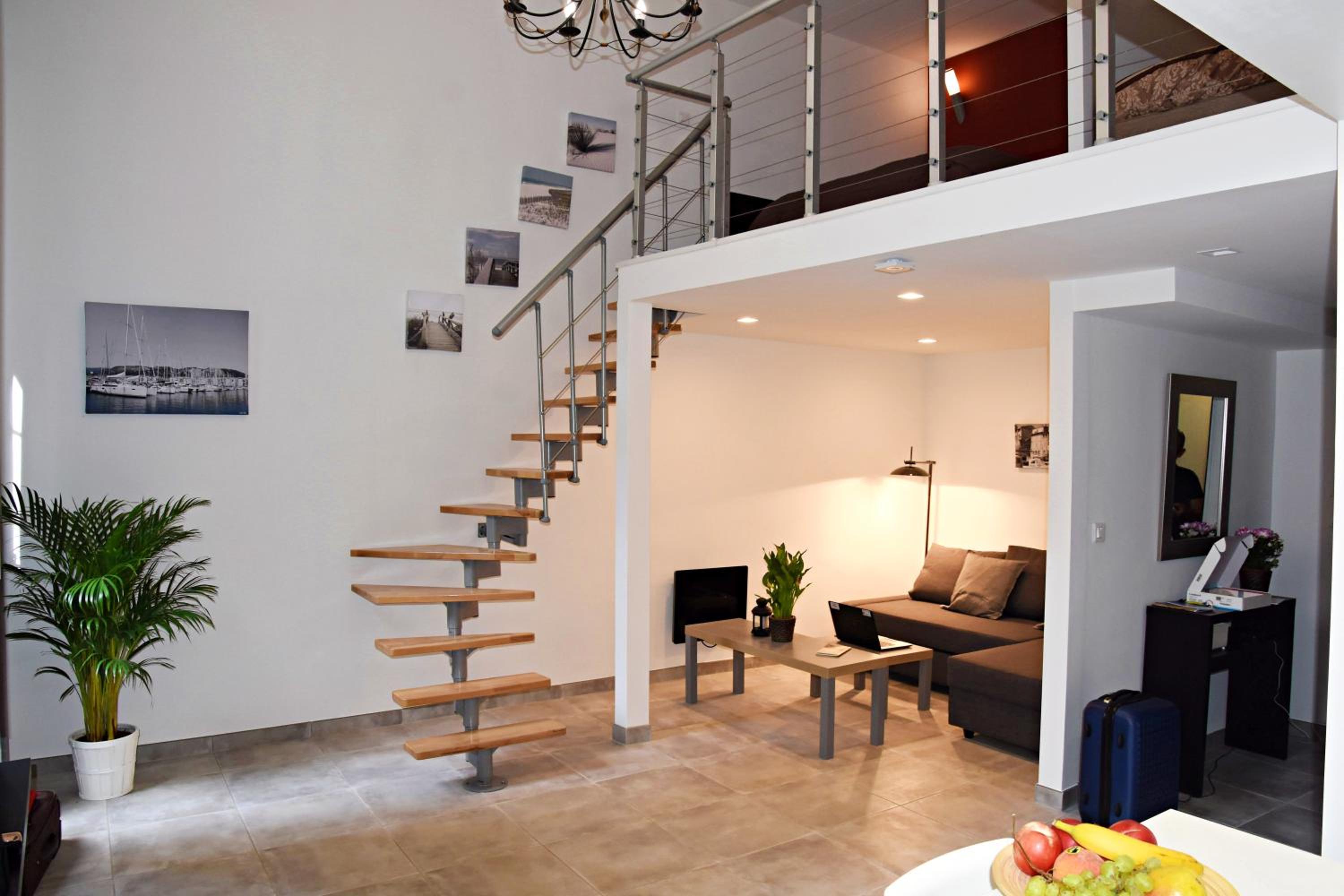 Apartment - Split Level