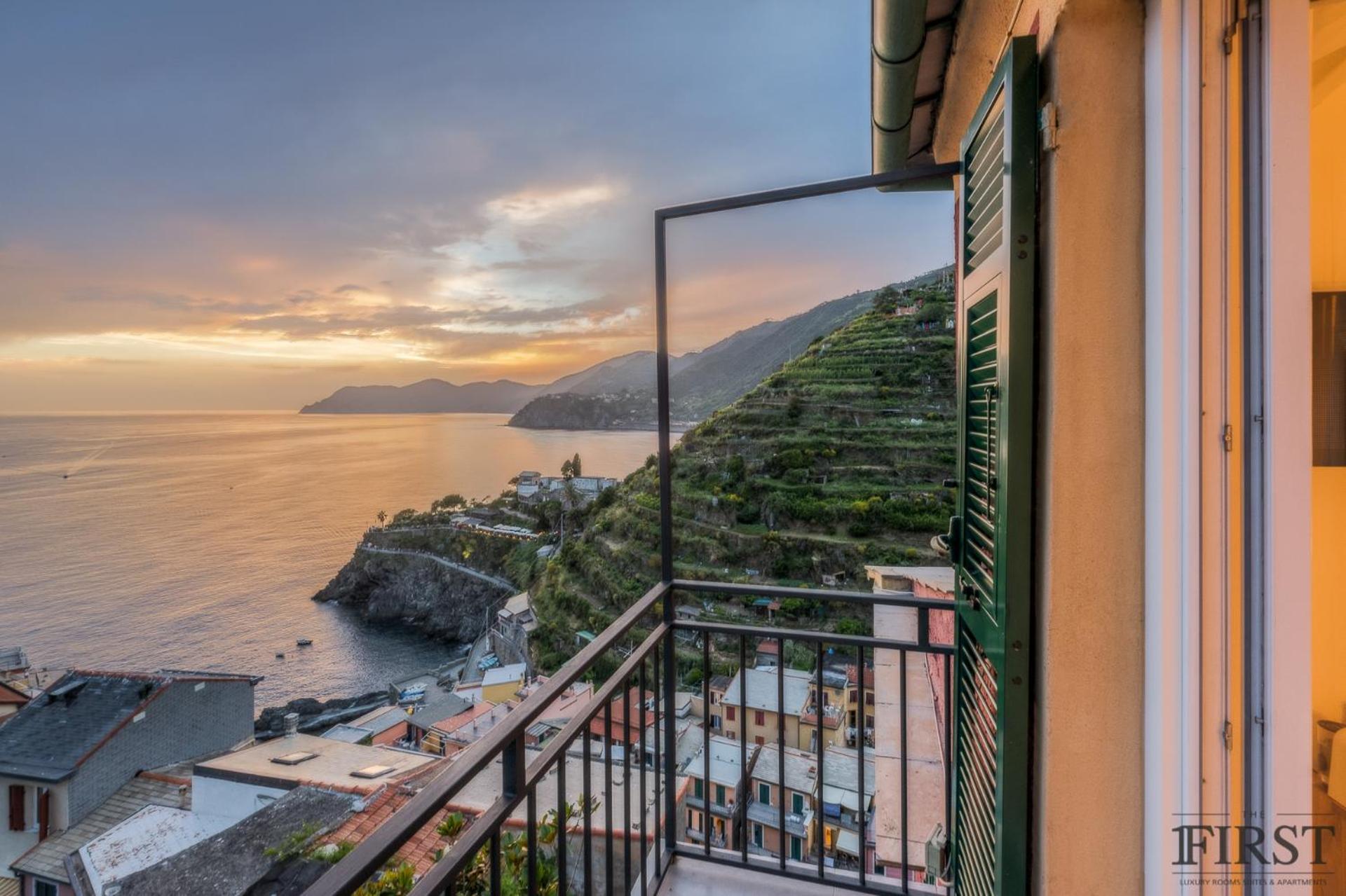Majestic Junior Suite, Seaview Balcony photo 2