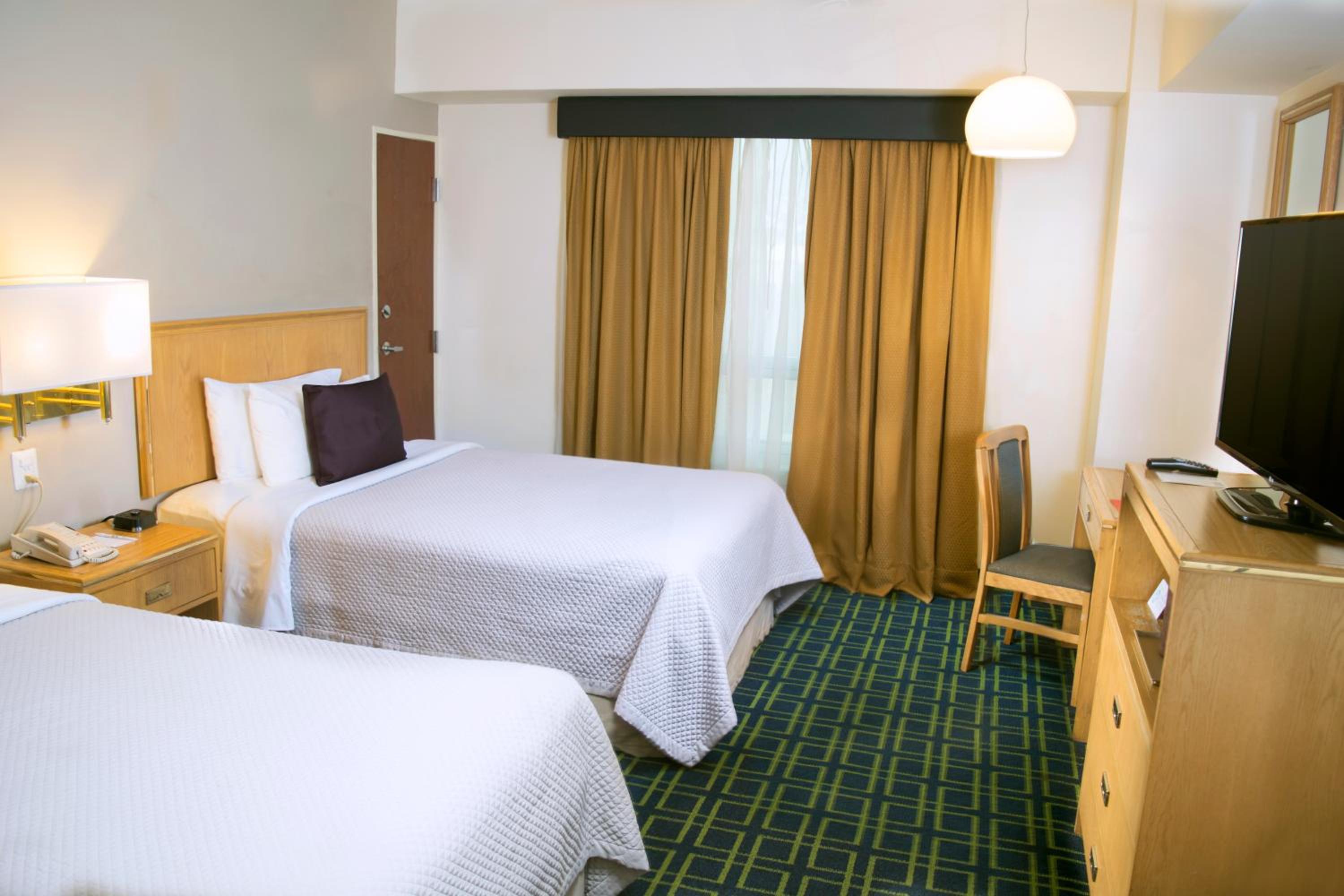 Superior Double Room with Two Double Beds - Photo 2