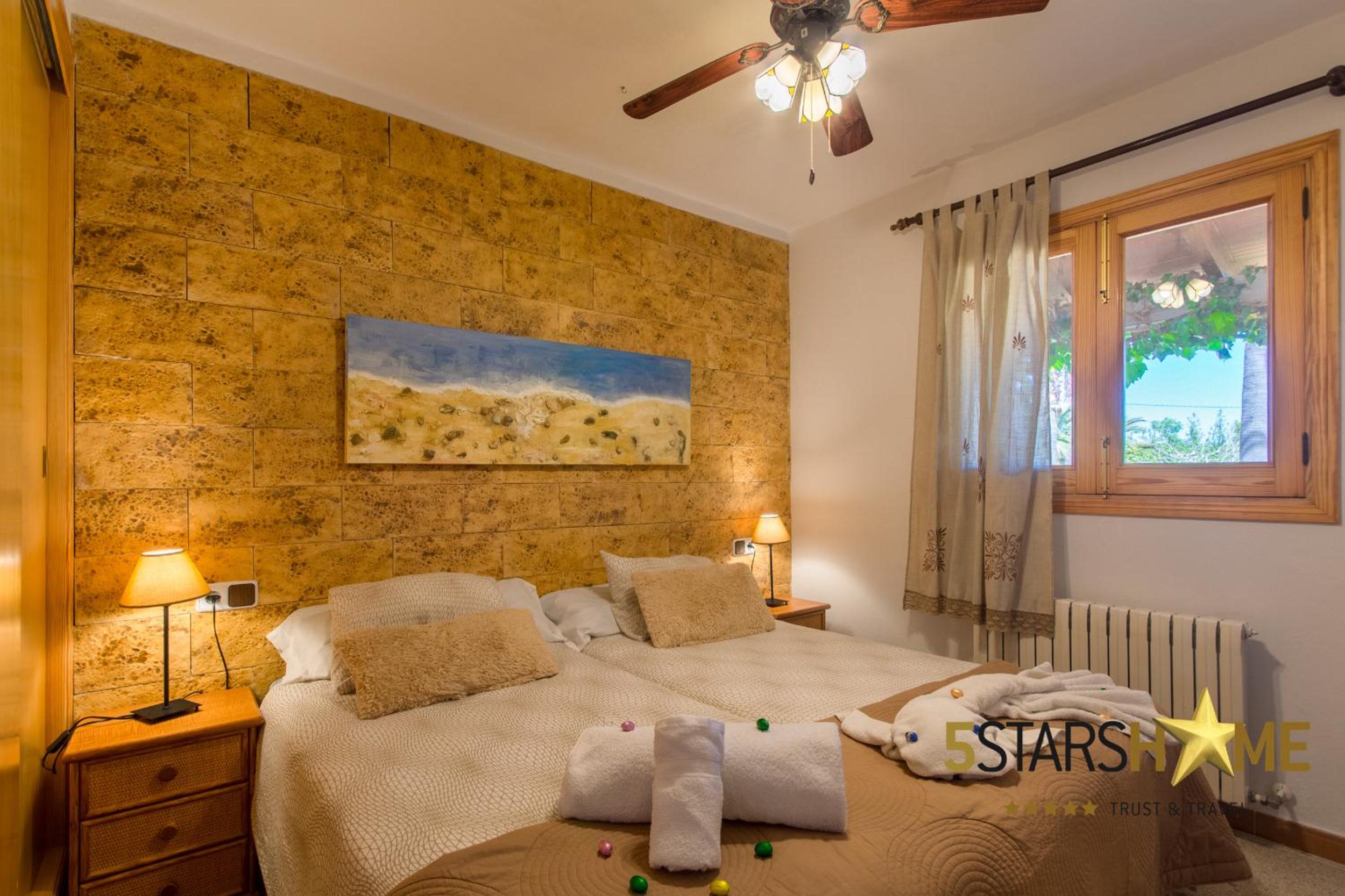 Casa de cuatro habitaciones