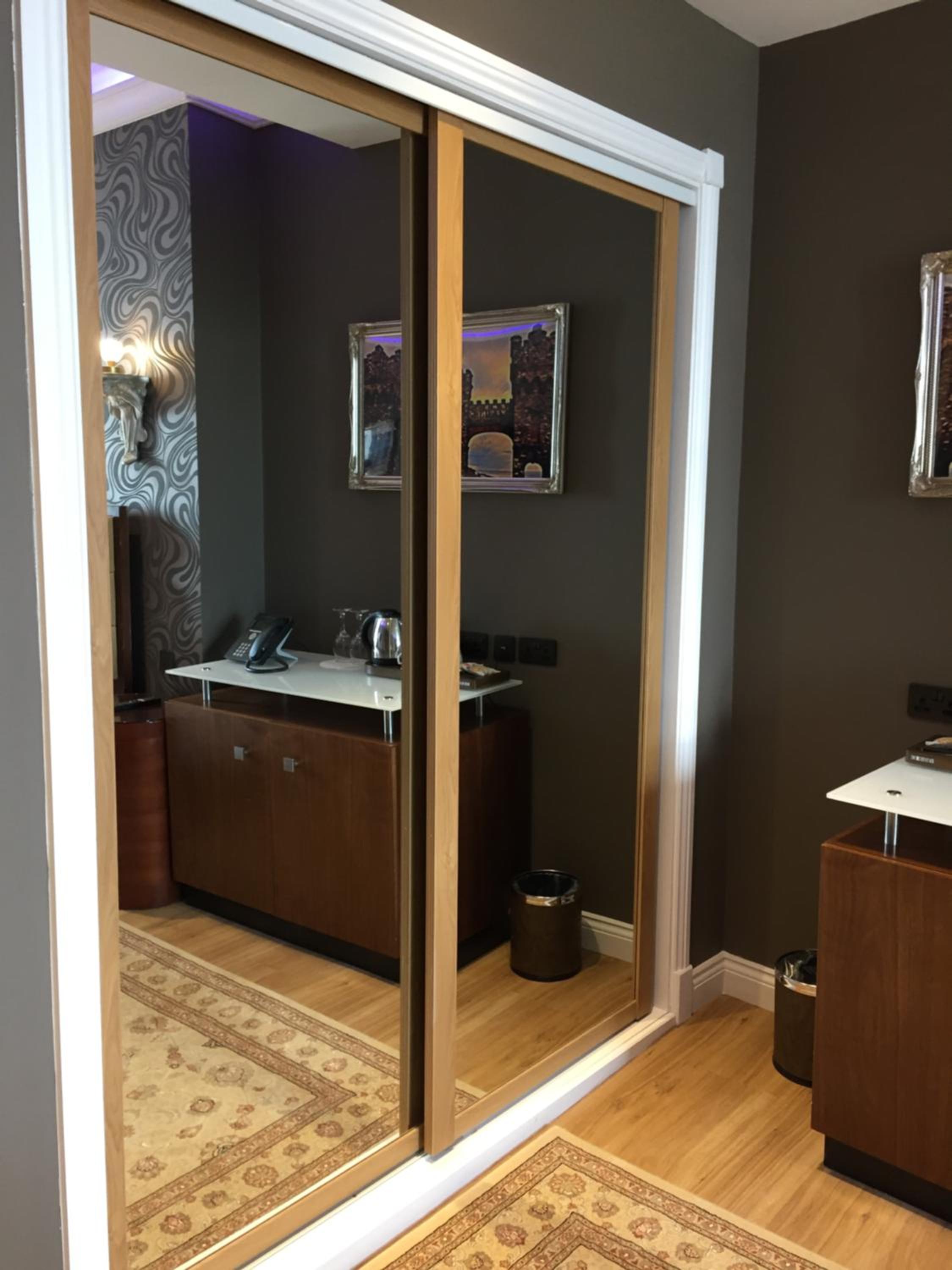 Superior King Room photo 2