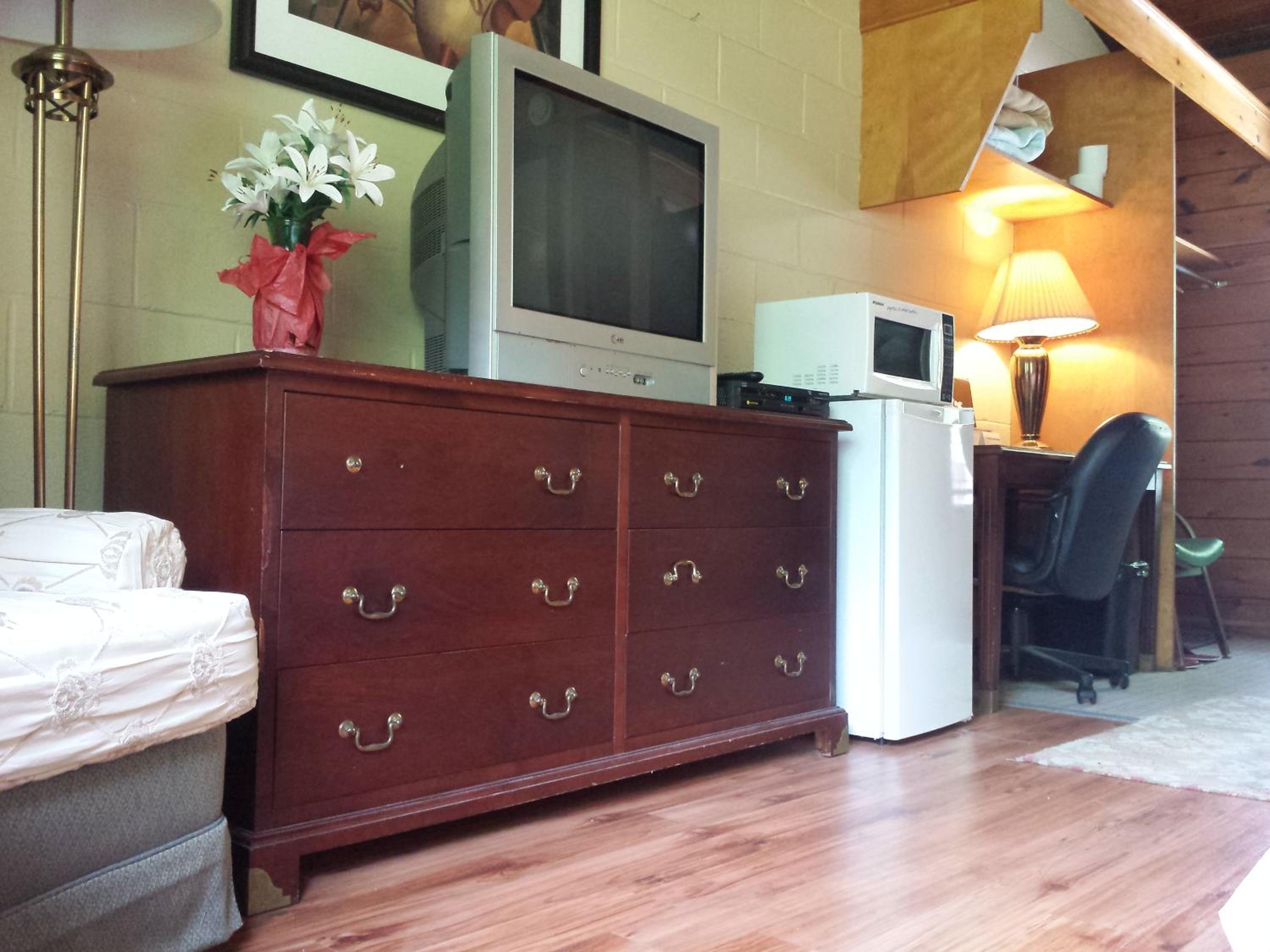 Queen Room photo 1