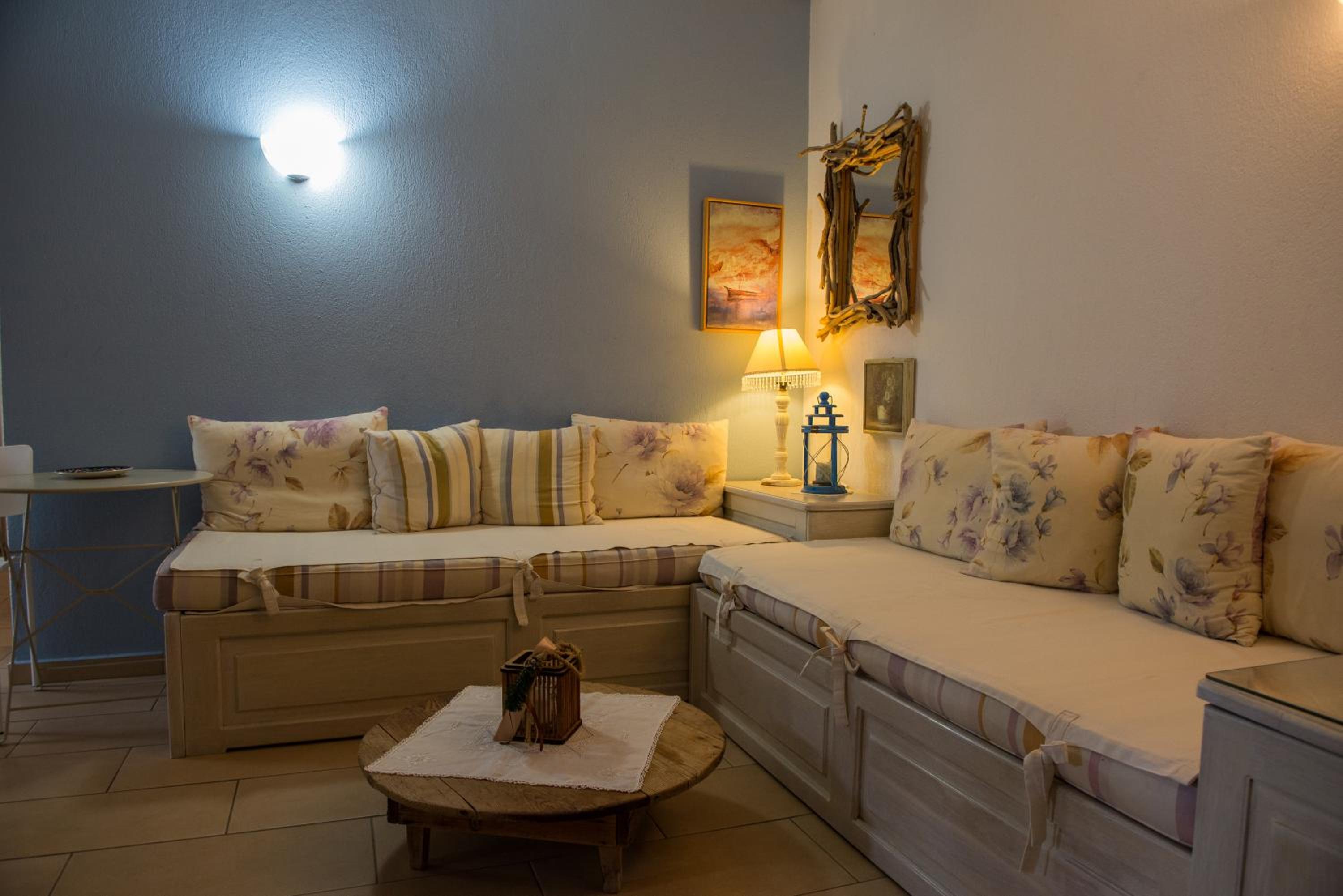 One-Bedroom Apartment with Sea View