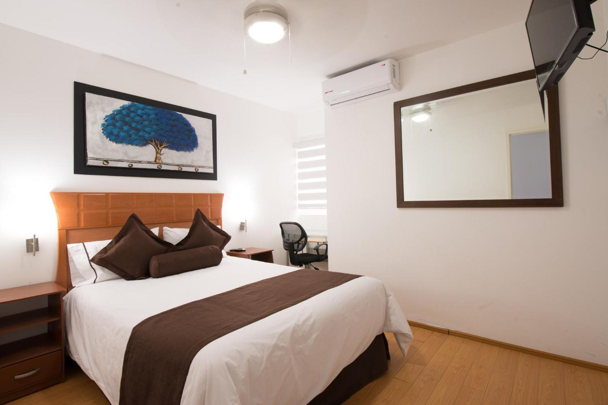 Two-Bedroom Suite - Photo 5