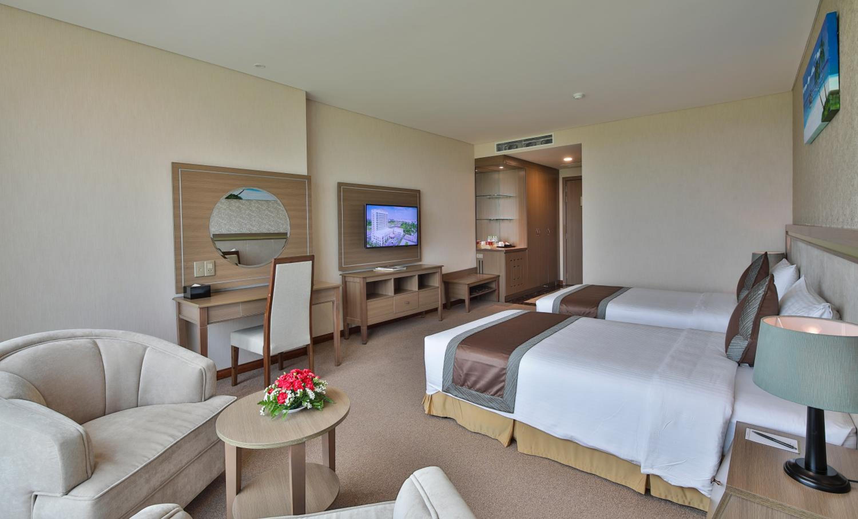 Deluxe Twin Room photo 3