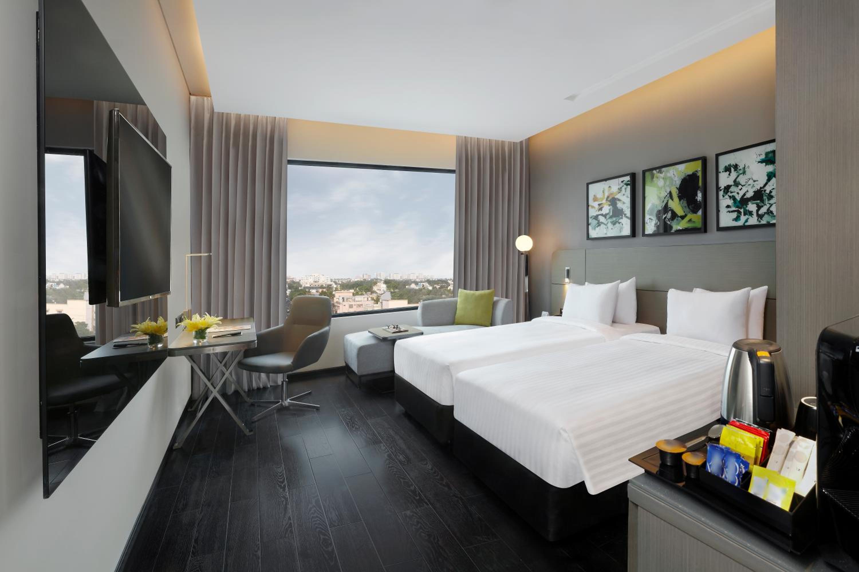 Premier Room - Higher Floor City View