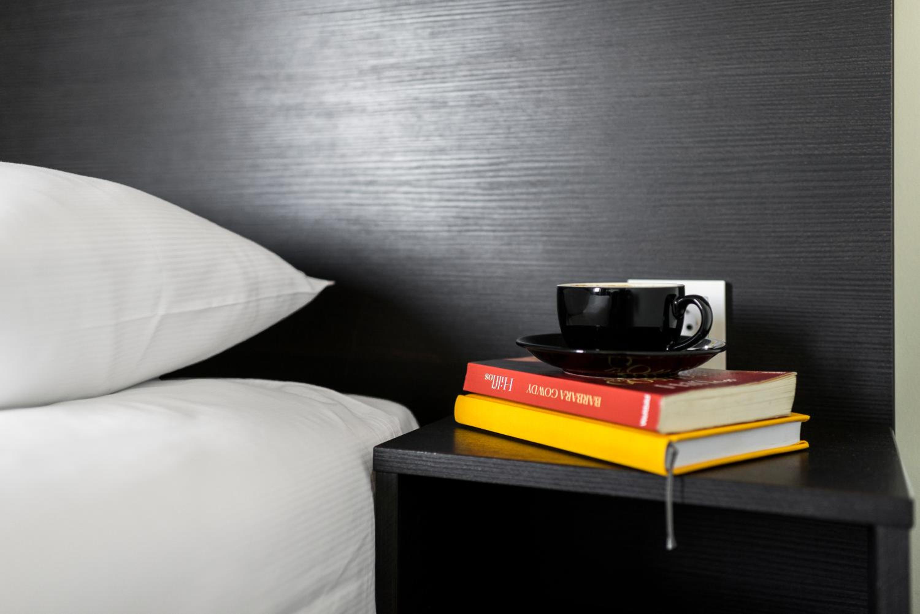 Standard Double Room - Photo 18
