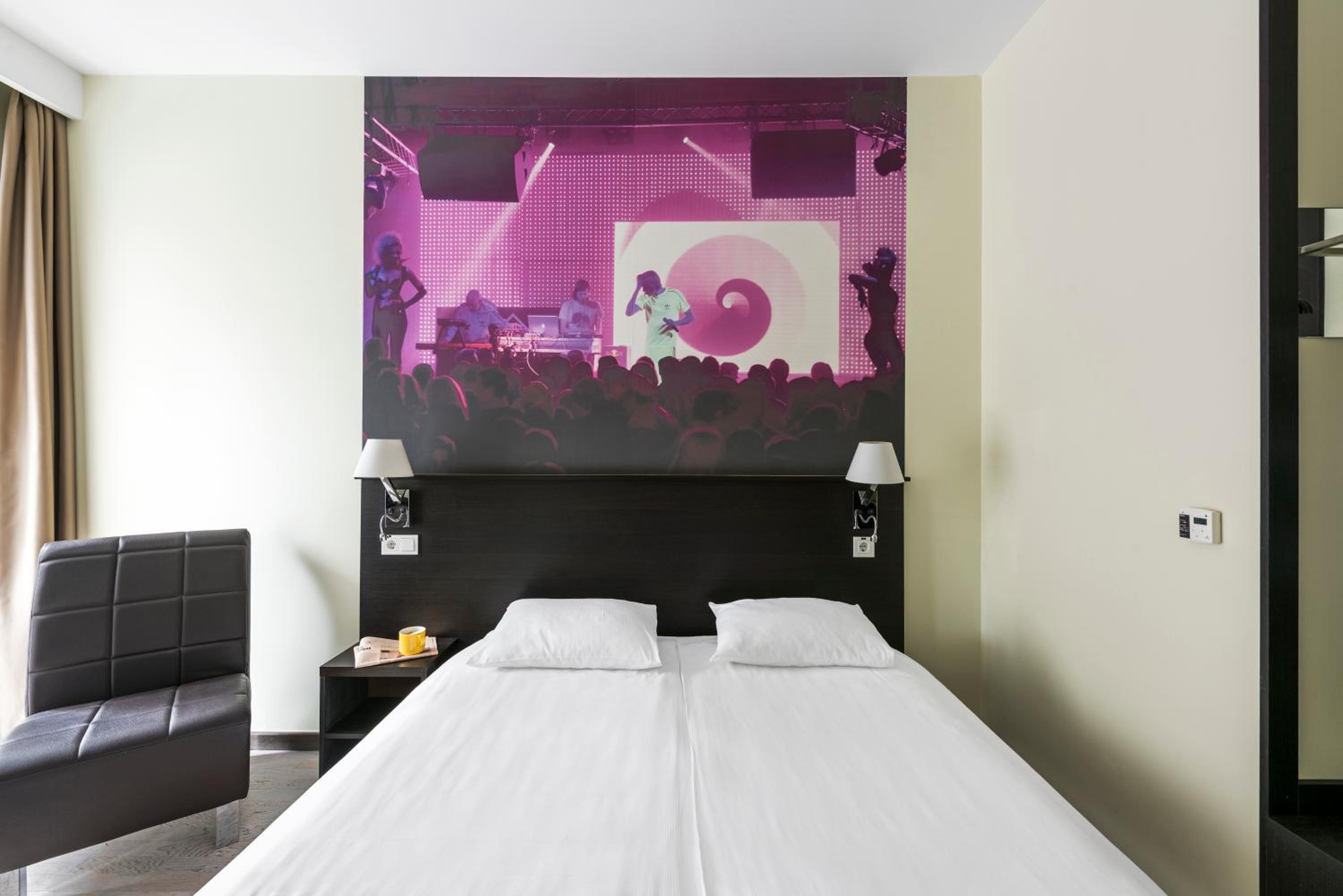 Standard Double Room - Photo 4