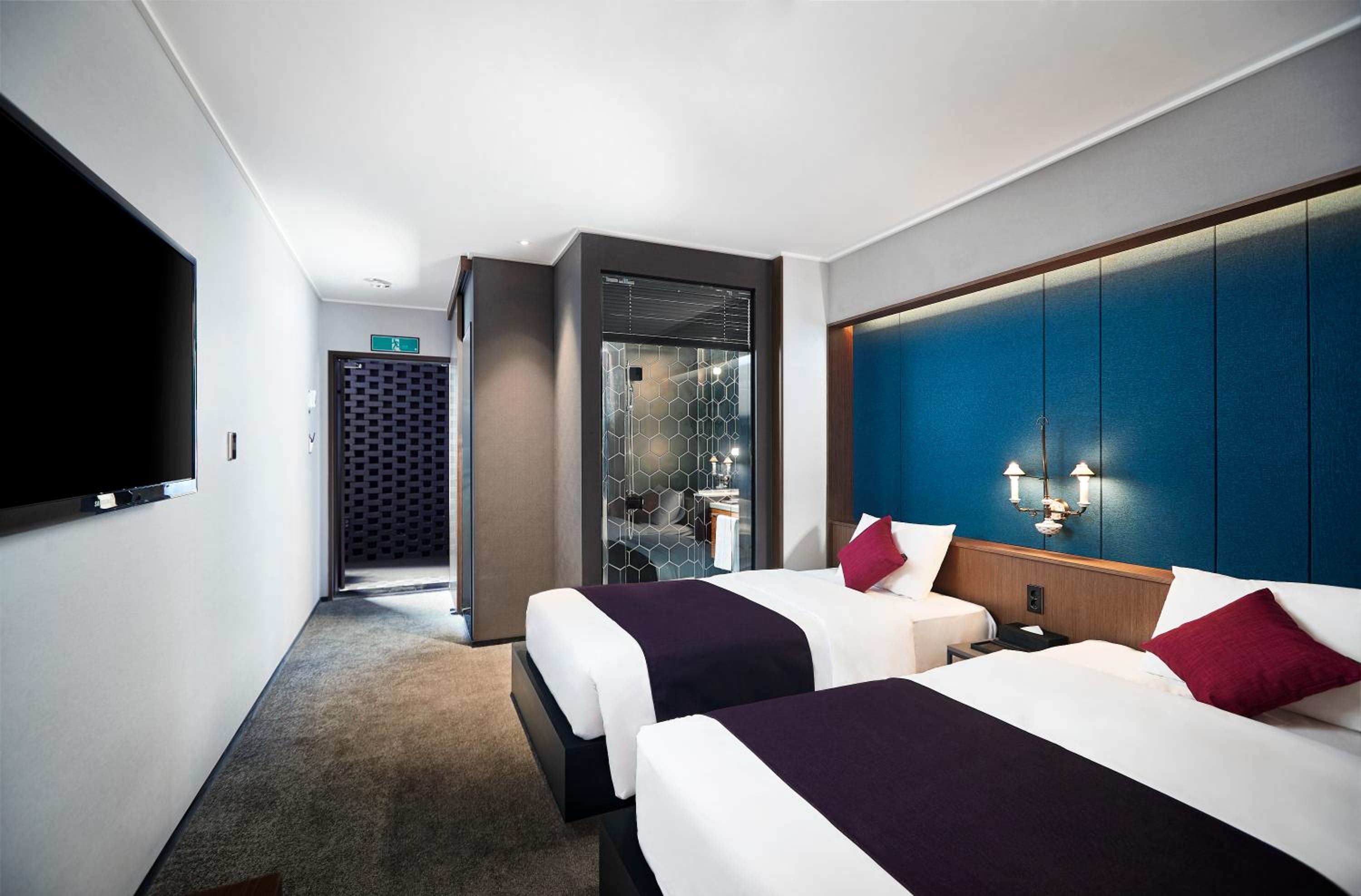Standard Twin Room photo 2