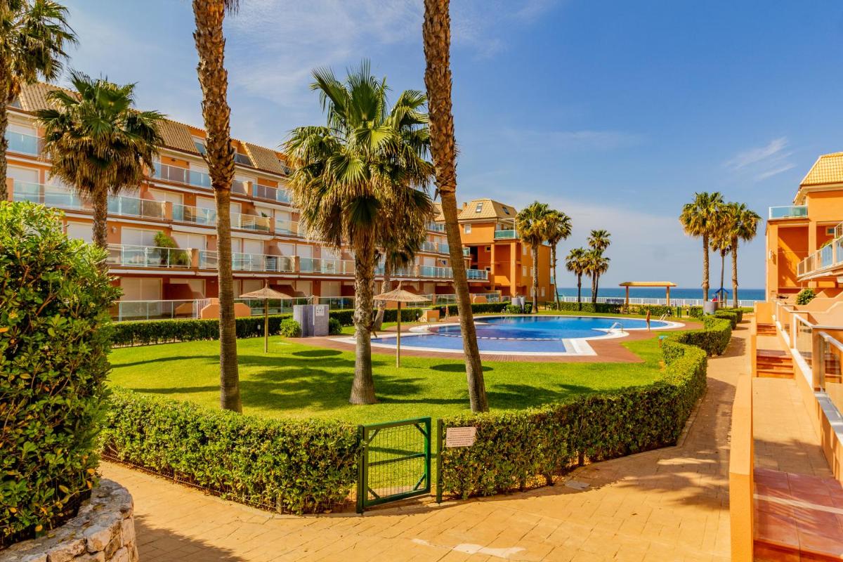 One-Bedroom Apartment with Sea View (2-3 Adults)