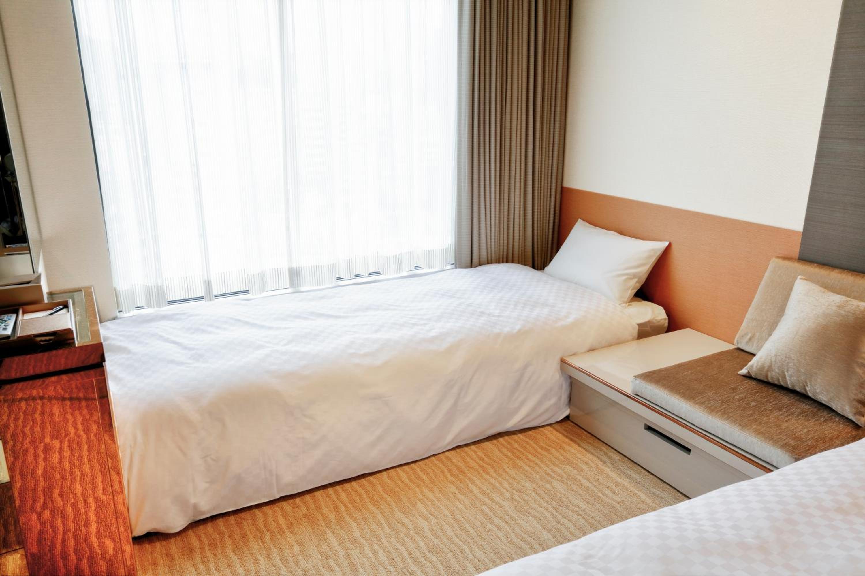 Executive Twin Room for Triple Use