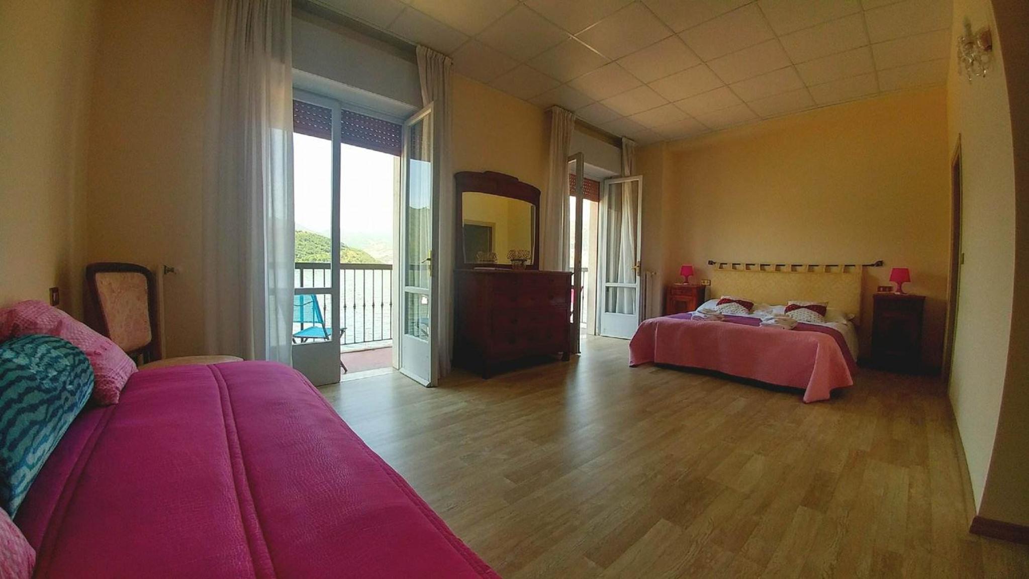 Large Double Room