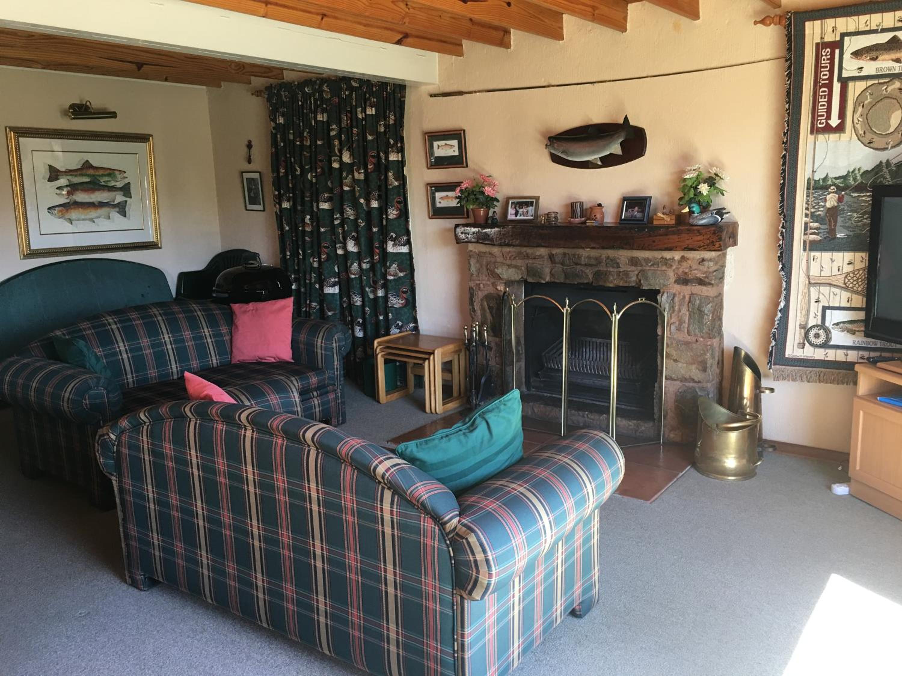 Three-Bedroom House - Photo 14
