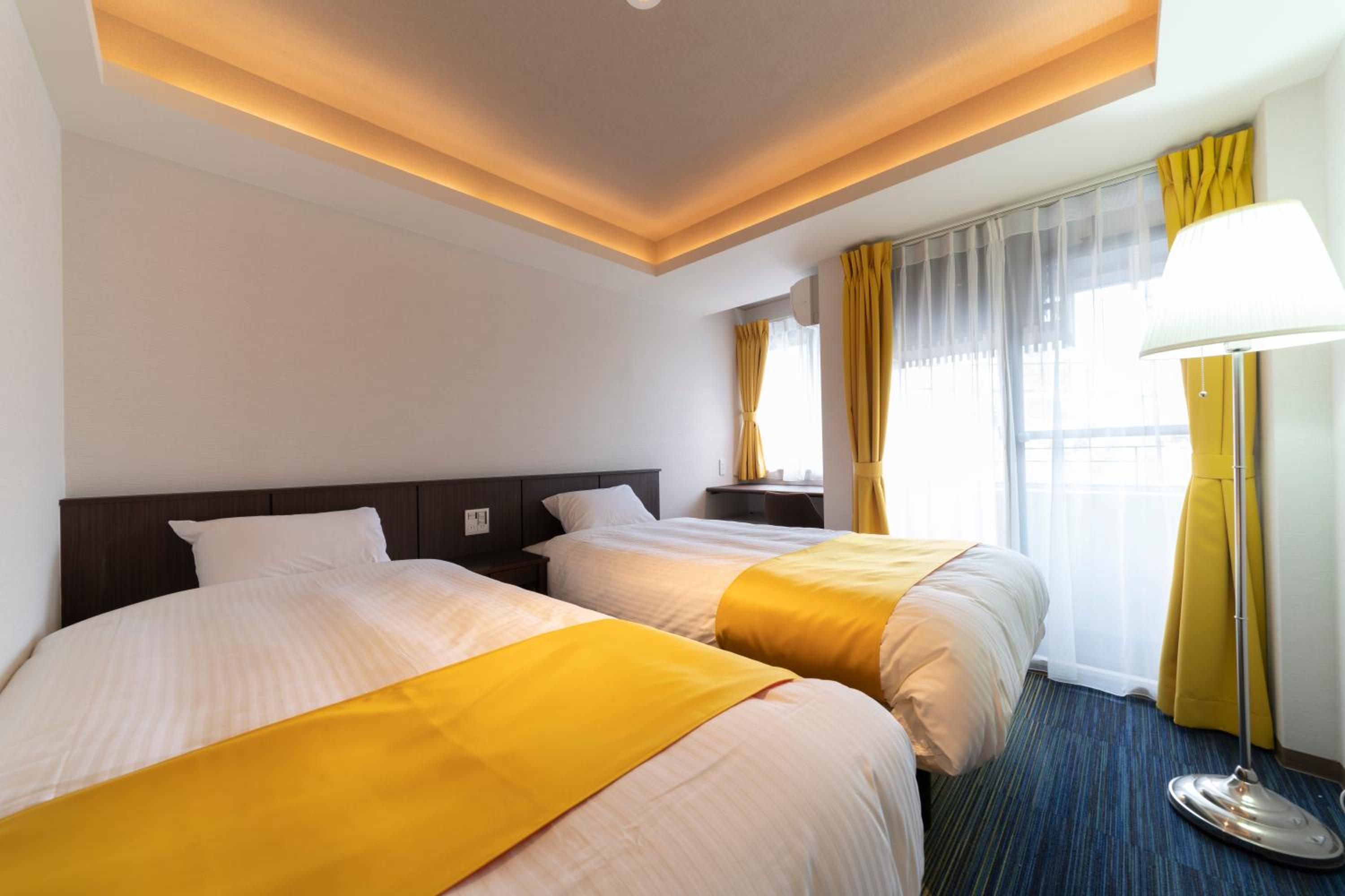 Standard Twin Room - Non-Smoking photo 2