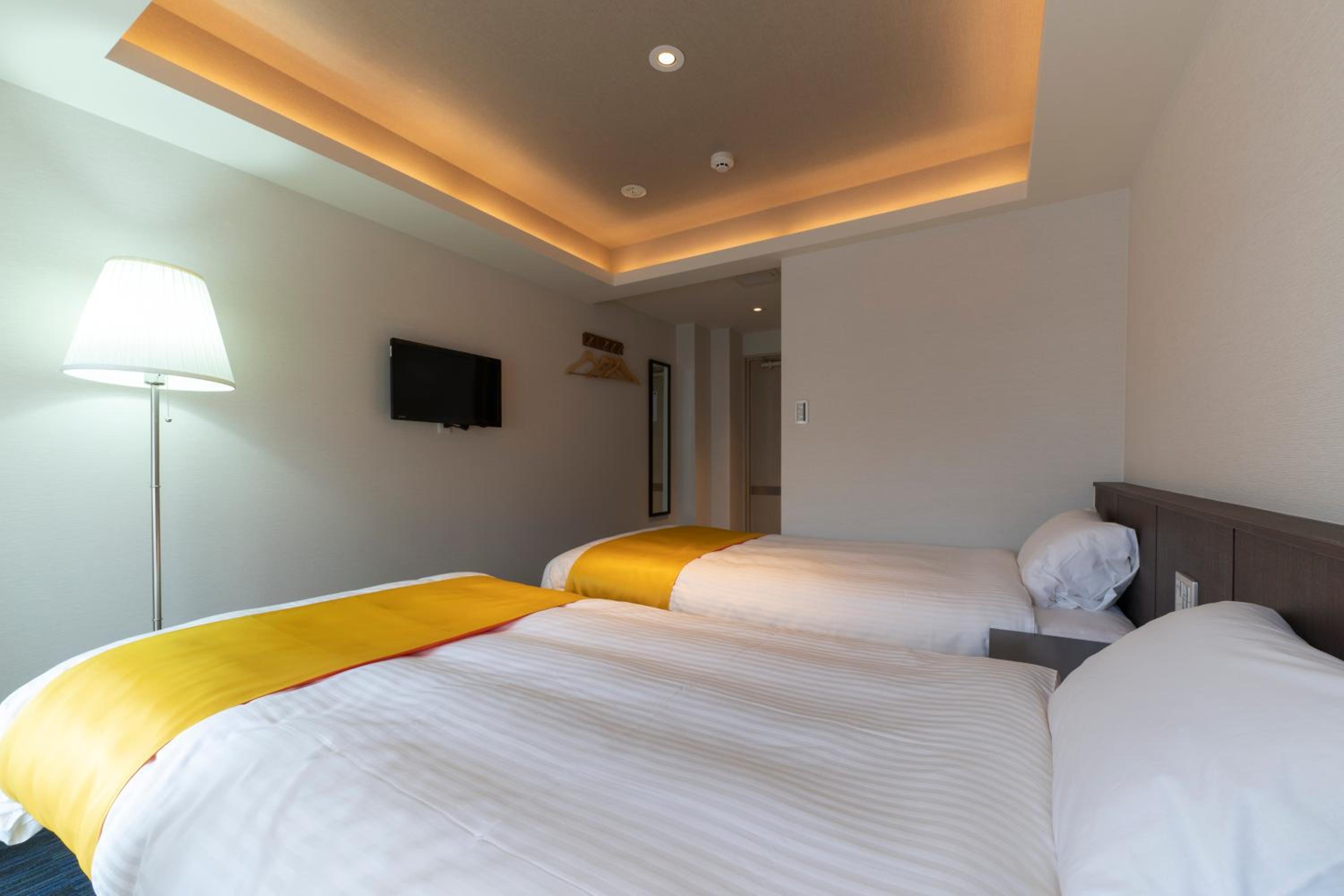Standard Twin Room - Non-Smoking