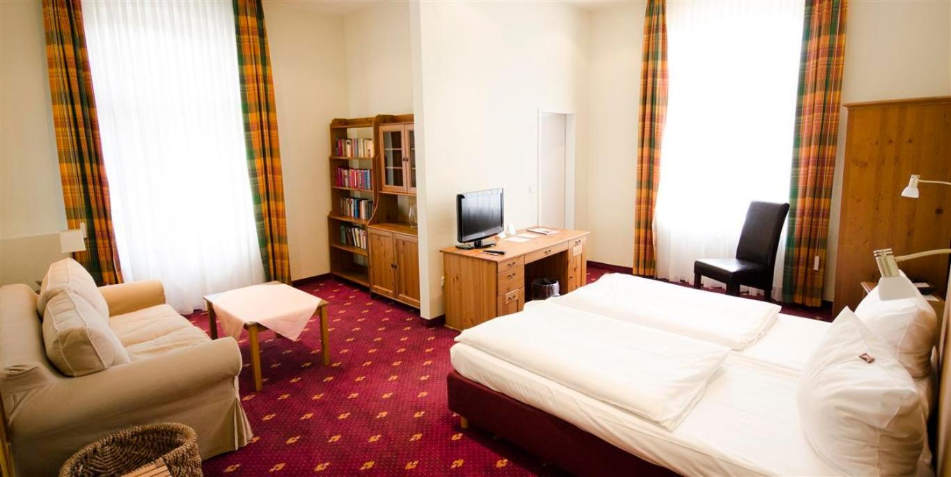 Standard Double Room - Photo 1