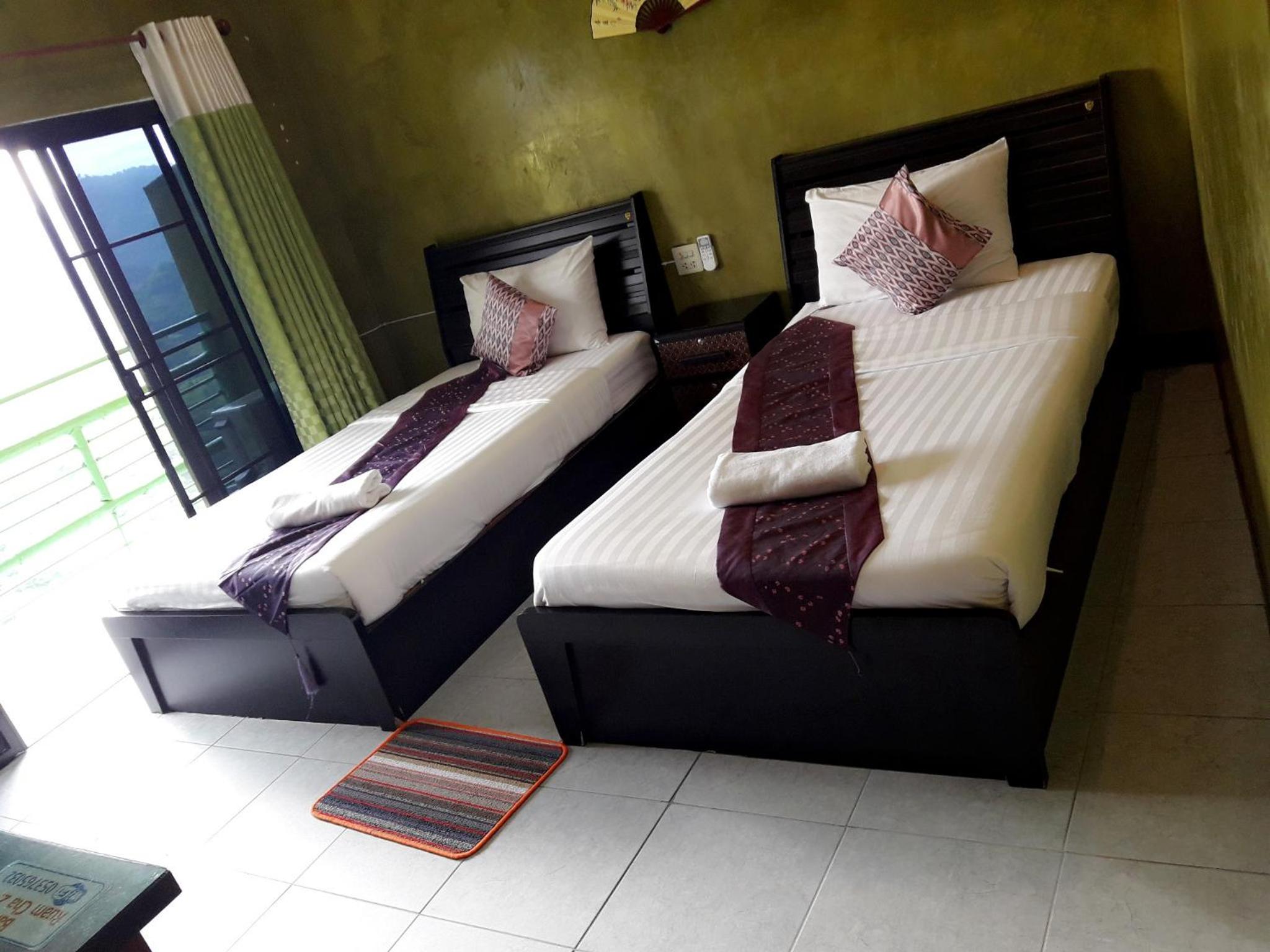 Standard Twin Room photo 2