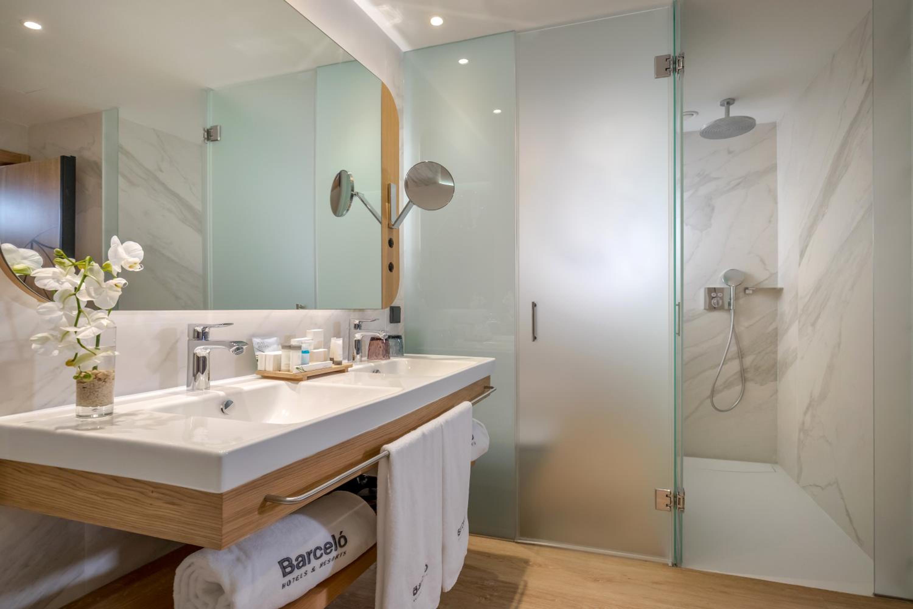 Junior Suite - Photo 9