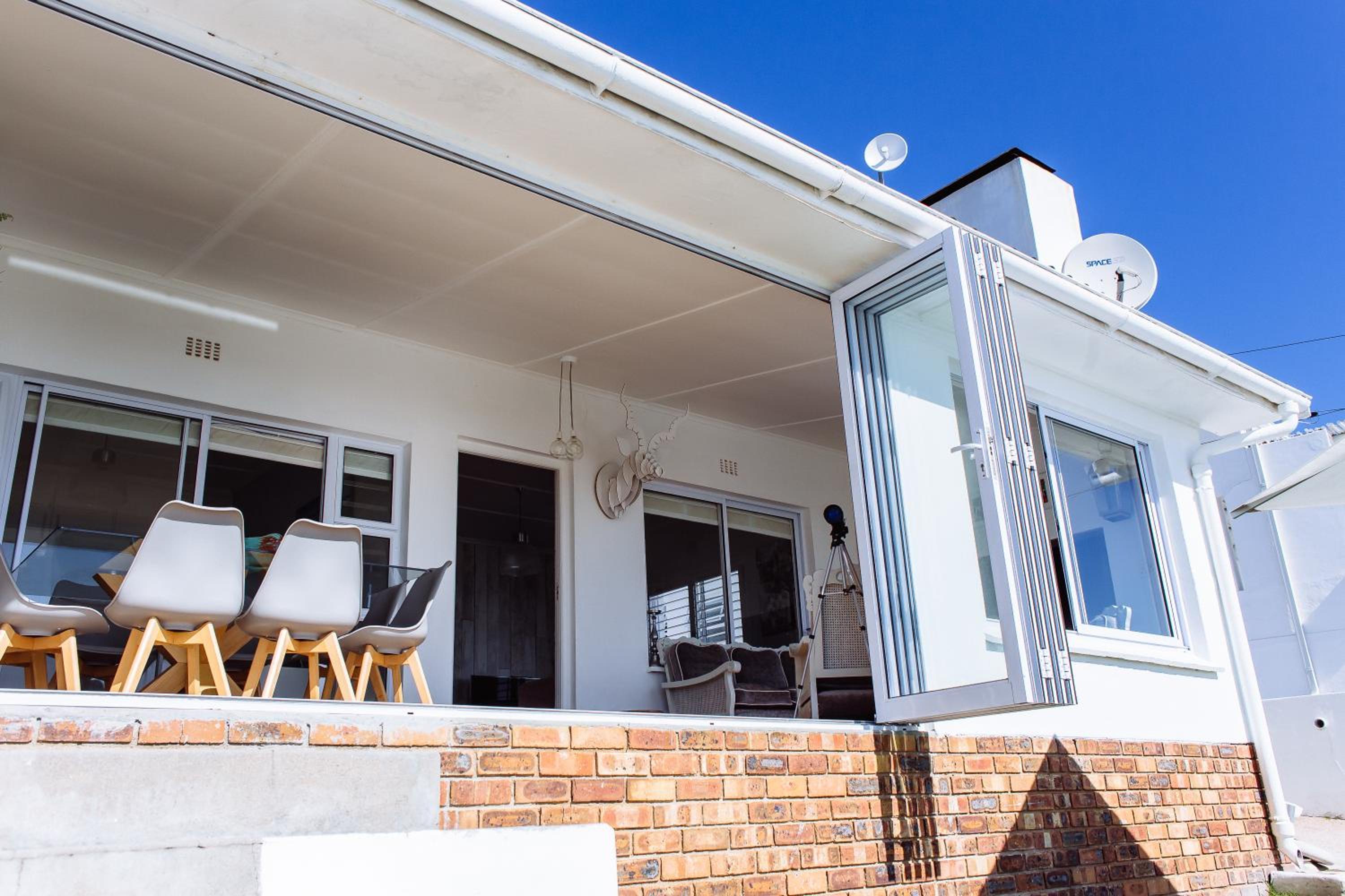 Holiday Home with External Staircase Unit B photo 2