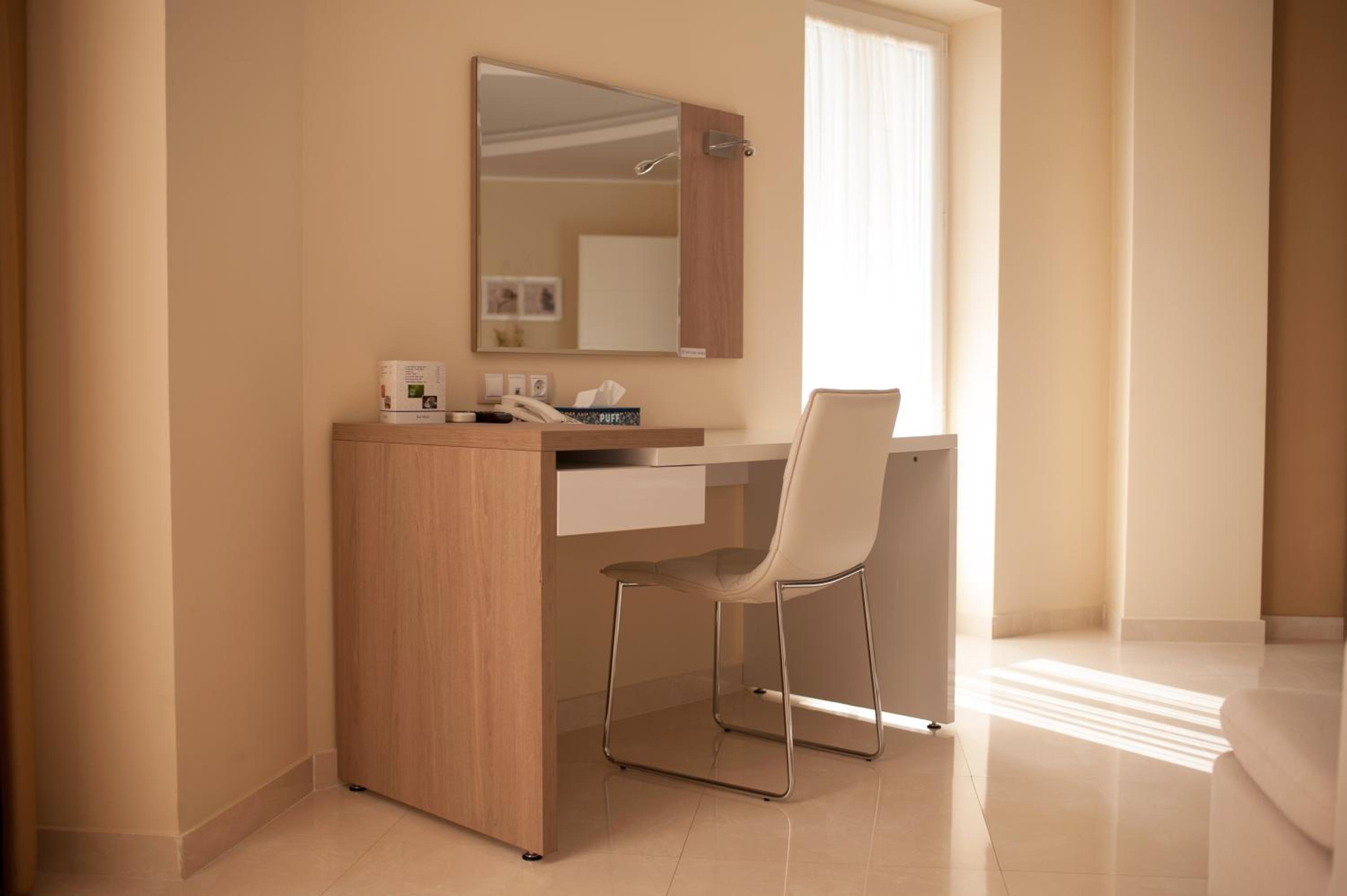 Deluxe Suite photo 2