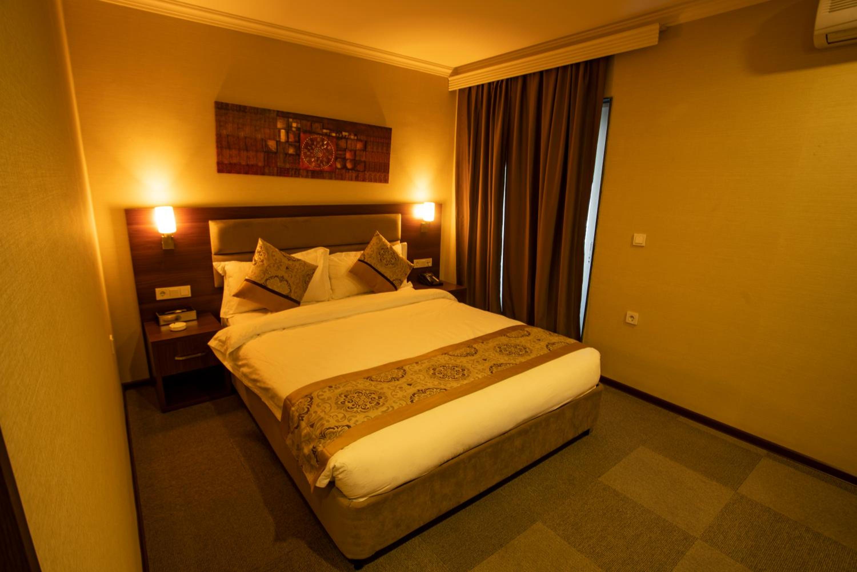Deluxe Double Room photo 2