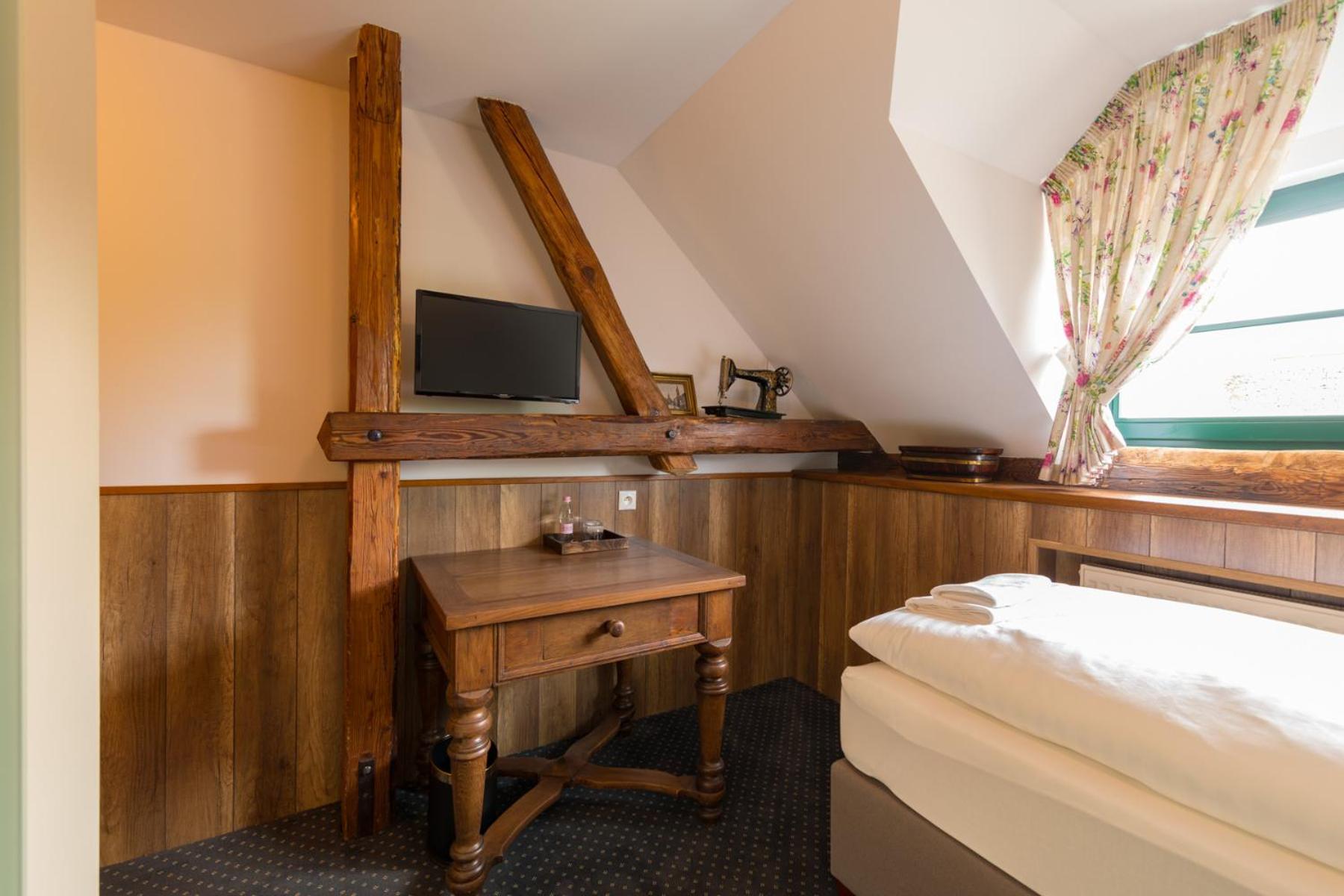 Standard Single Room photo 3
